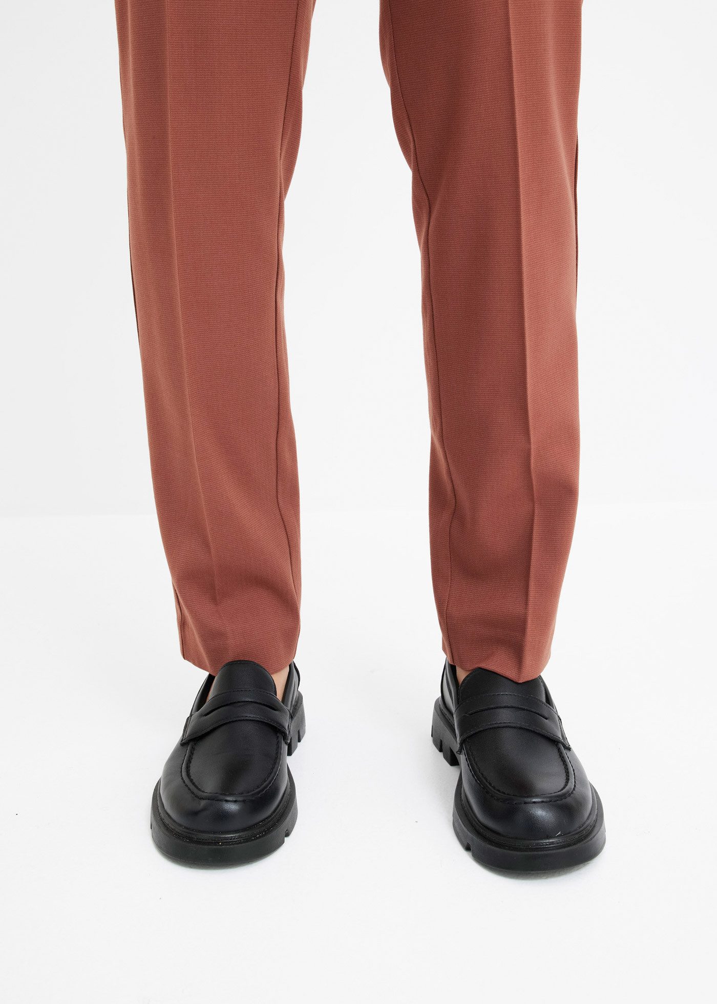 bonprix Anzughose Slim fit Passform, mit Stretchanteil, mit Bügelfalte