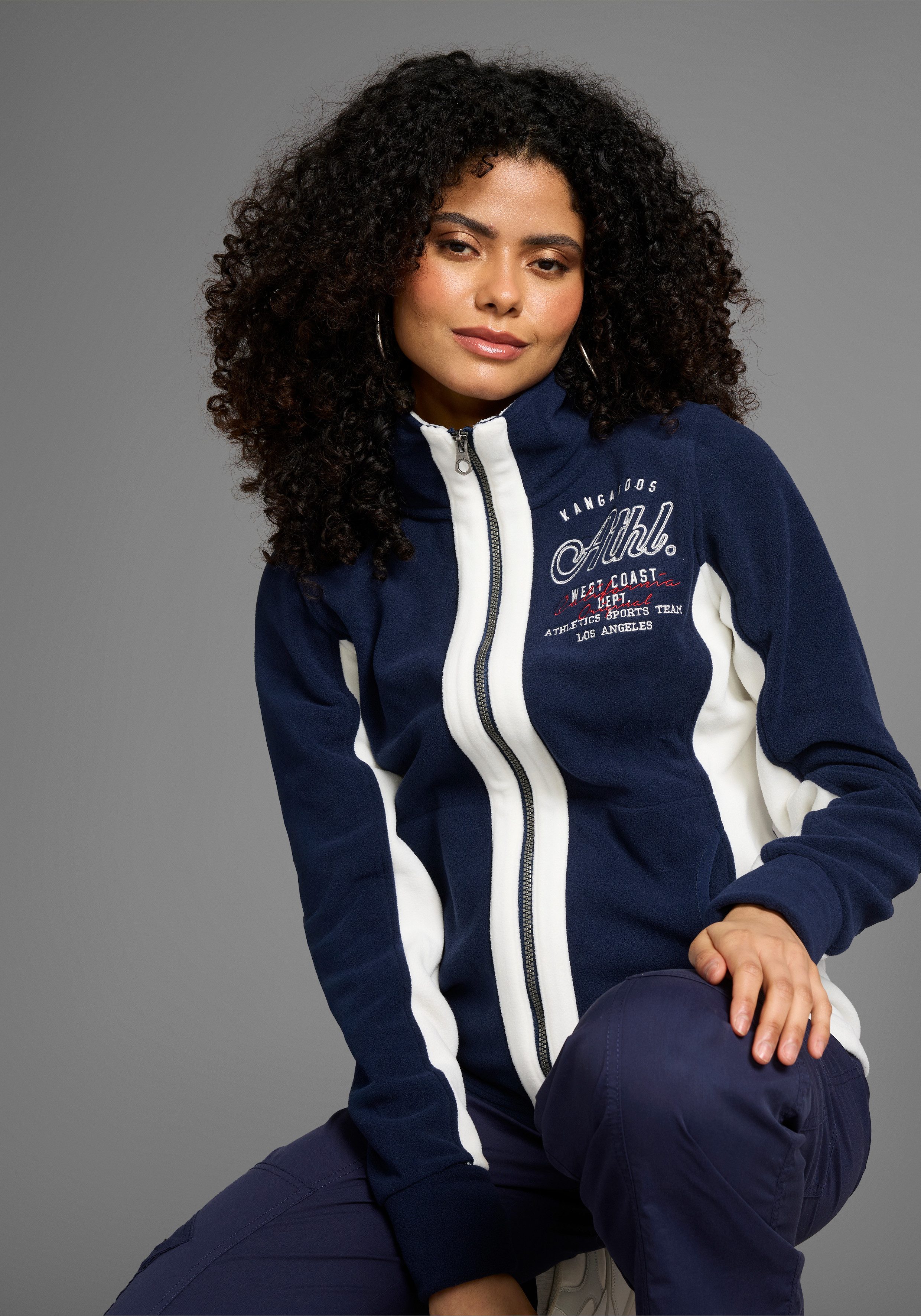 KangaROOS Fleecejacke für kalte Tage, schnelltrocknend, wärmend, figurbeton günstig online kaufen