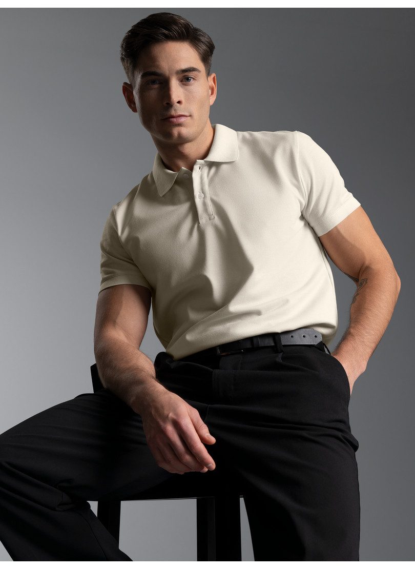 Trigema Poloshirt TRIGEMA Slim Fit Poloshirt aus DELUXE-Piqué (1-tlg)