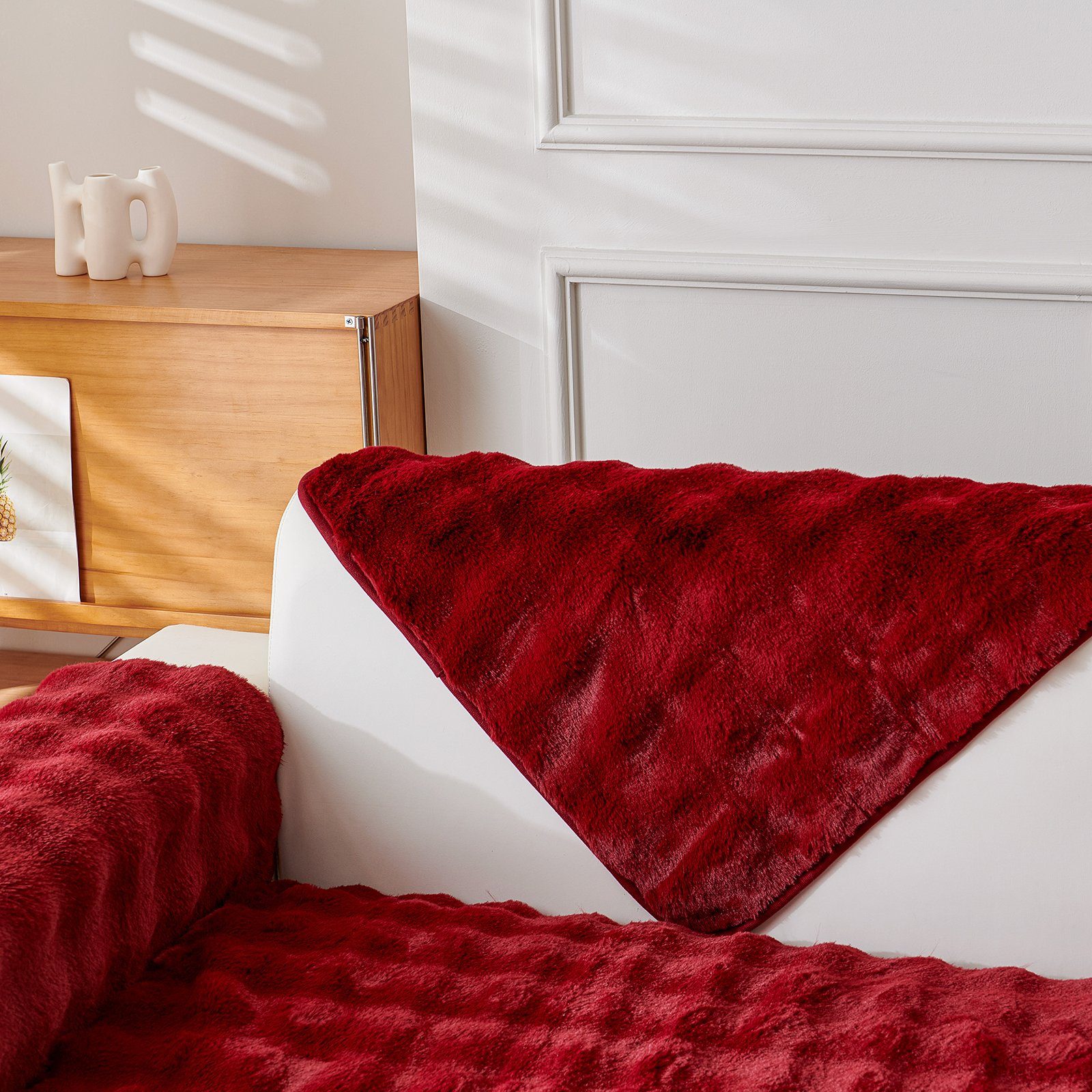 Qelus Sofabezug, Rutschfester Plüsch Sofabezug Wohnzimmerdekoration Rot Sofahusse für