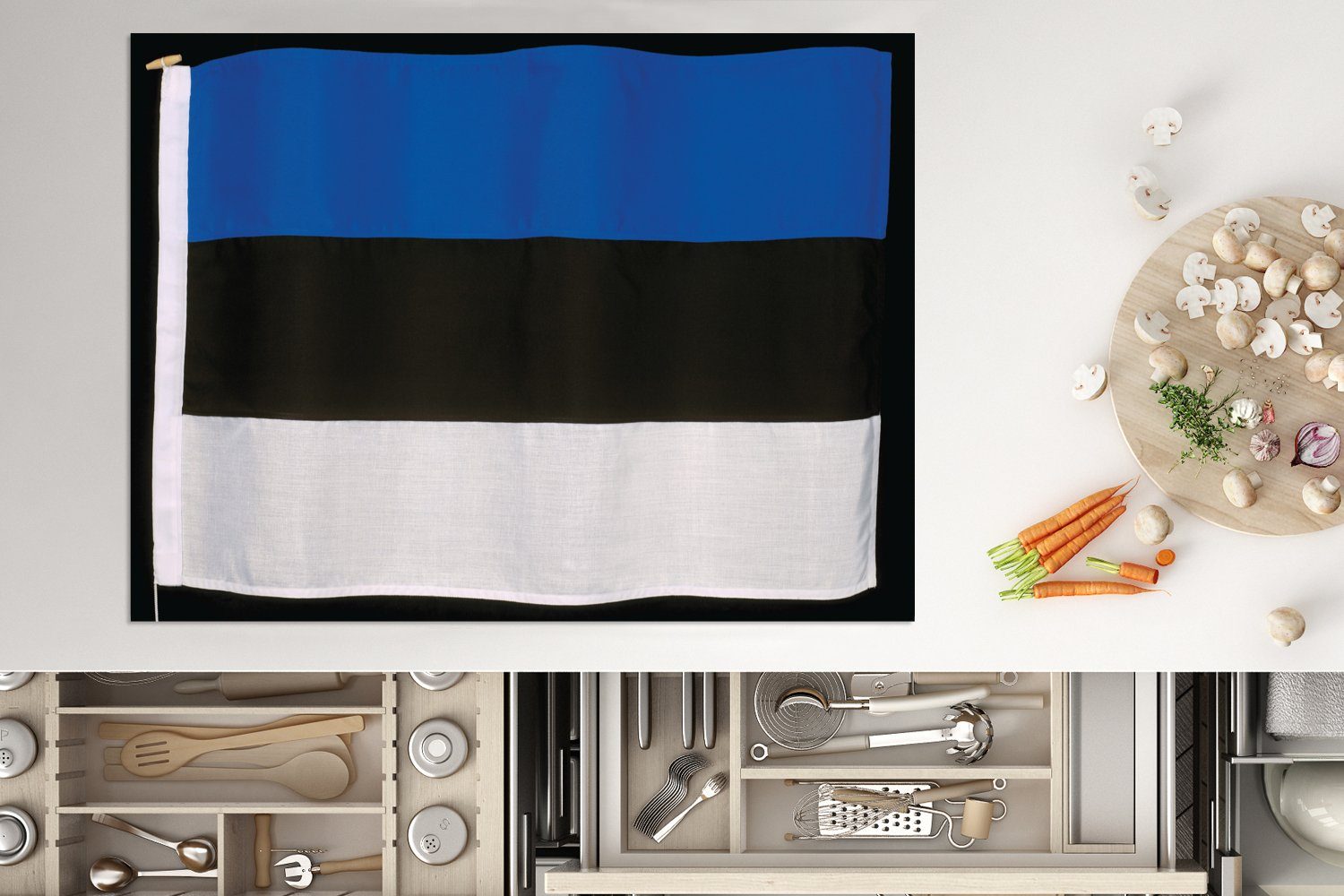 MuchoWow Estland Flagge Mobile von 70x52 Arbeitsfläche Vinyl, nutzbar, Die (1 cm, Hintergrund, schwarzem tlg), Ceranfeldabdeckung Herdblende-/Abdeckplatte auf