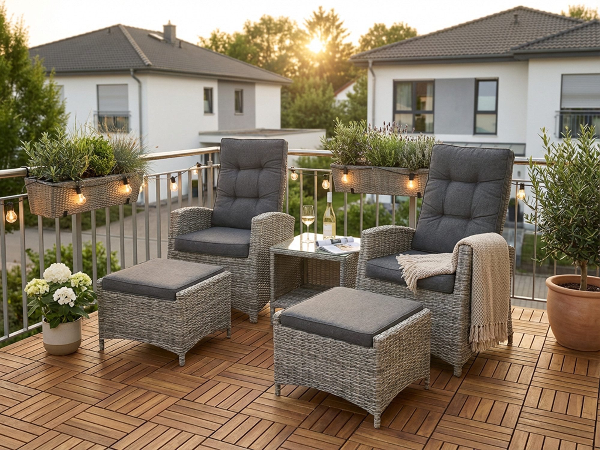 KONIFERA Gartenlounge-Set Monaco, (Set, 11-tlg., 2x Sessel, 2x Hocker, 1x Tisch 49x49 cm, inkl. Auflagen, Aluminium), Polyrattan, Rückenlehnen stufenlos verstellbar