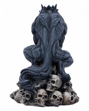 Horror-Shop Dekofigur Moon Shadow Werwolf Figur auf Totenköpfen 15cm