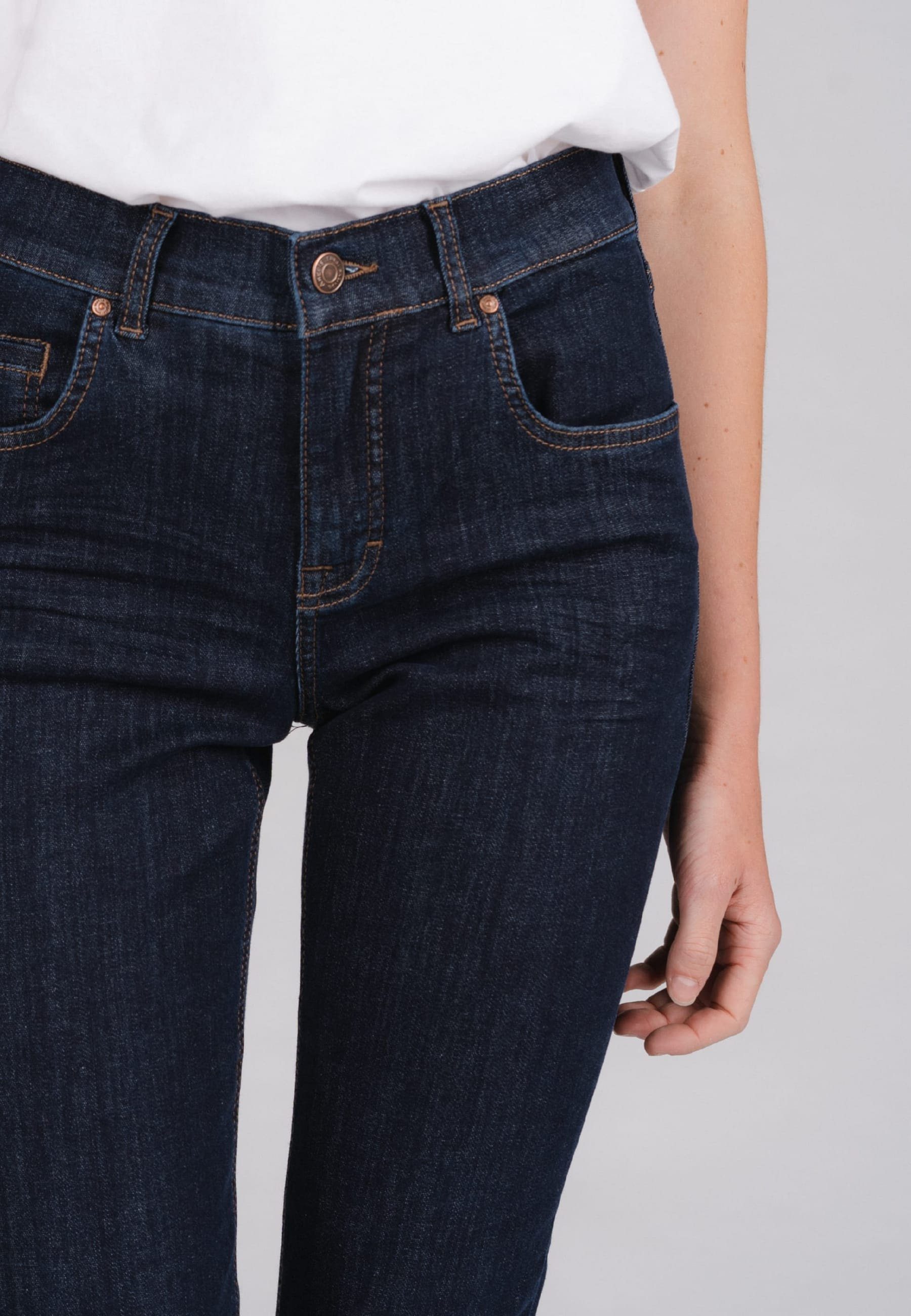 Label-Applikationen Straight-Jeans mit Cici Stretch ANGELS Denim mit Jeans Power
