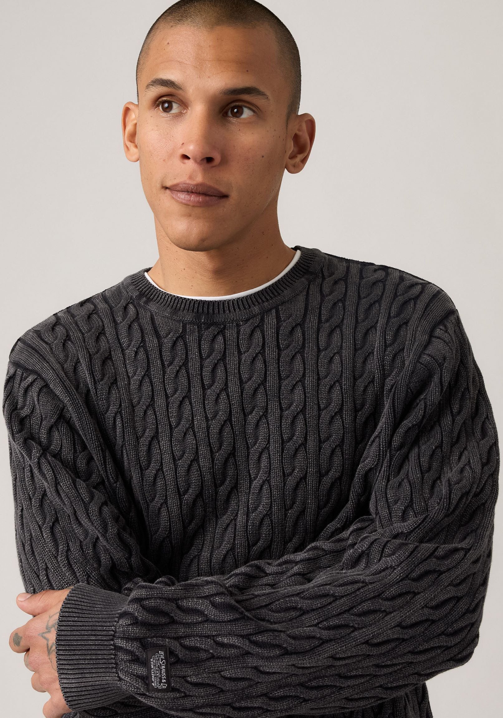 Levi's® Rundhalspullover LV PRESIDIO mit Zopfmuster