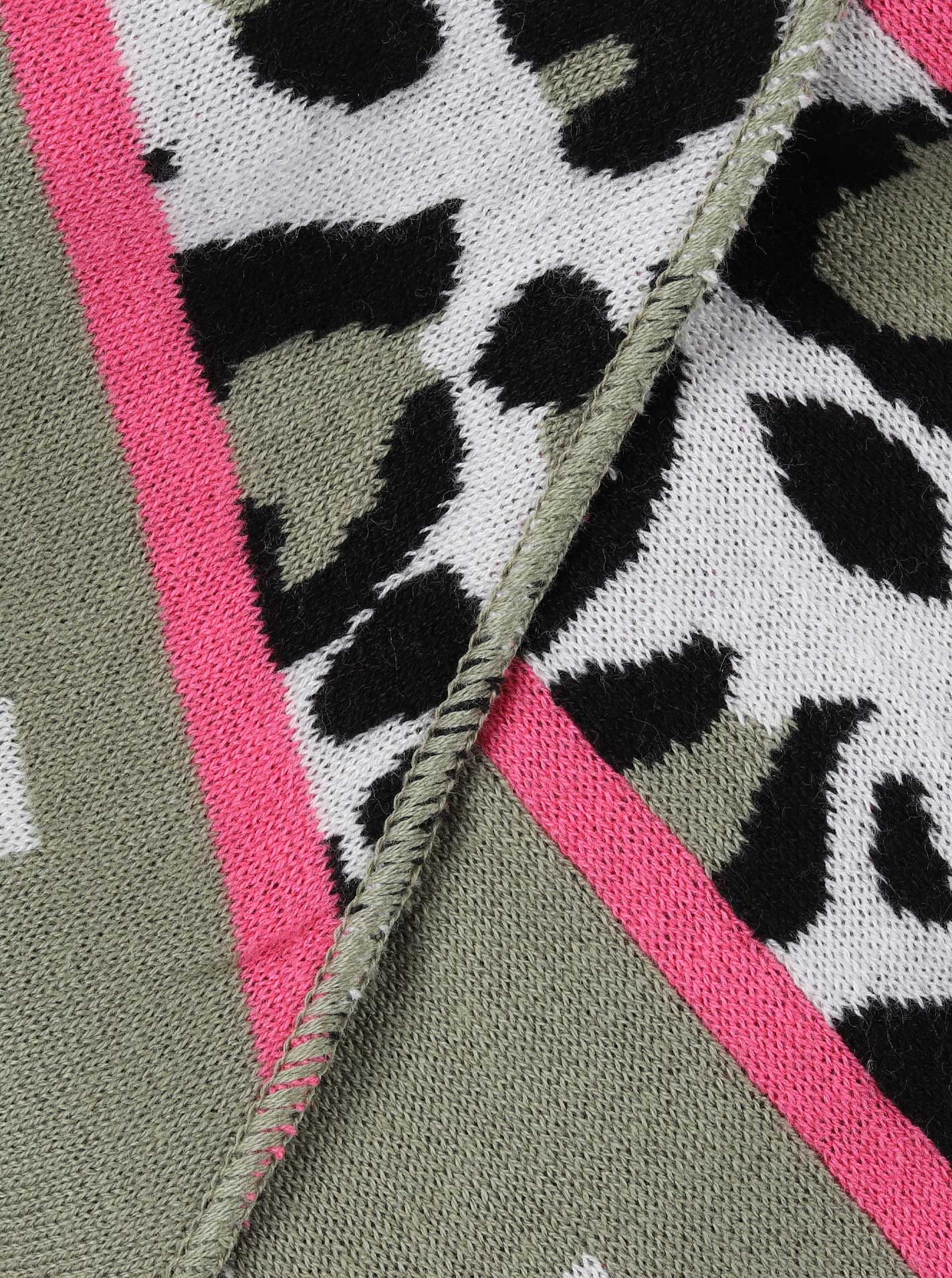 Zwillingsherz Dreieckstuch "Peace", Schriftzug und Leomuster, wärmend, Strick