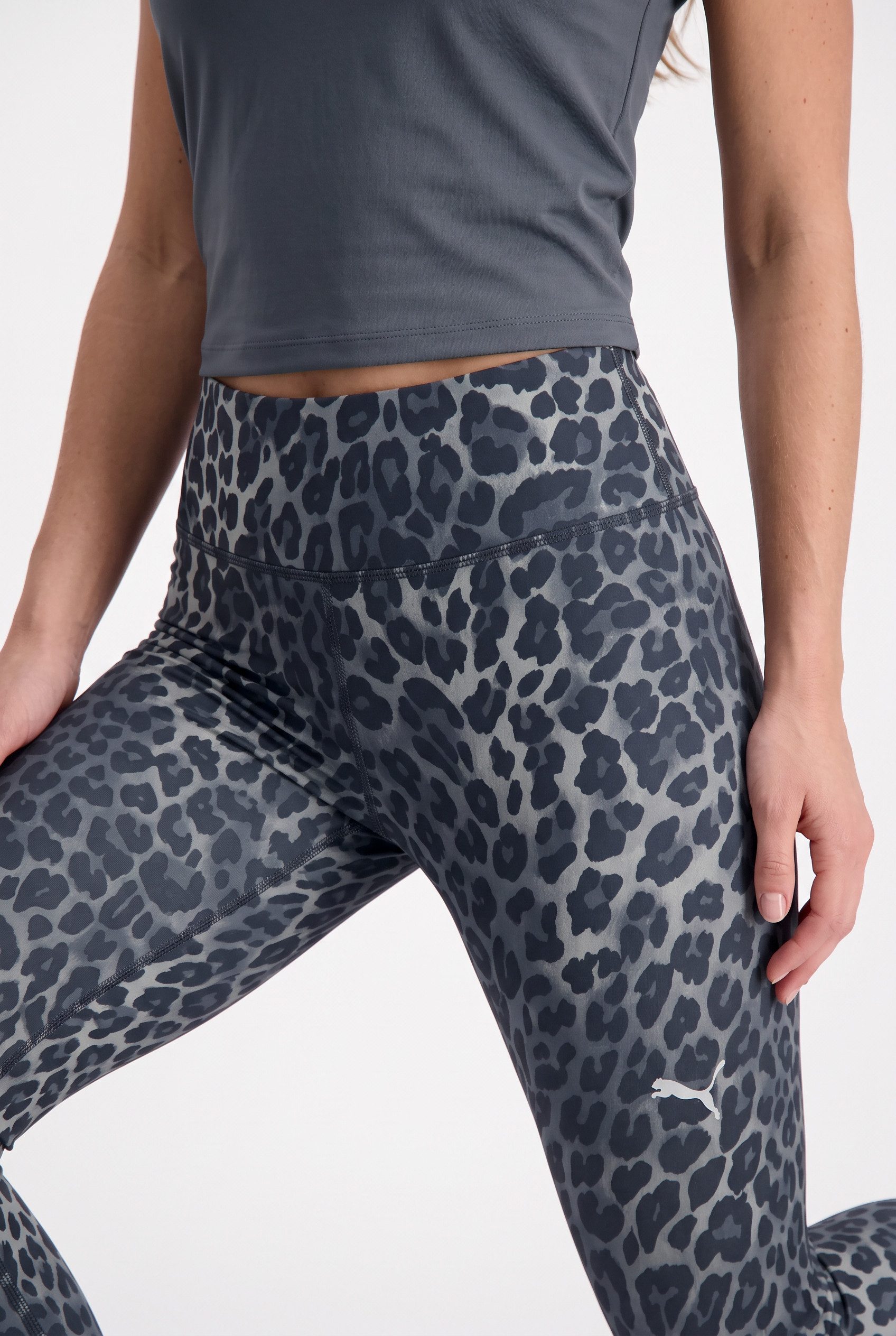 PUMA Trainingstights W TAD ESSENTIAL SPOTTED HAZE TIGHT - HW 78 Leggings, für Workout, atmungsaktiv, für Sportmode und Freizeit – Bild 3 von 5