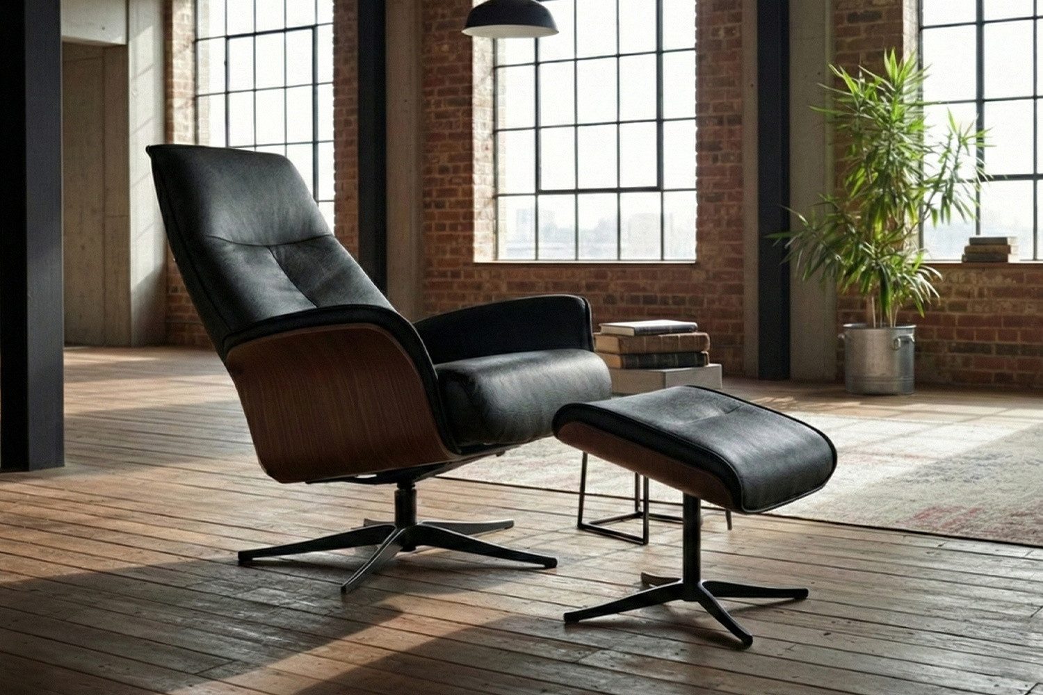 KAWOLA Relaxsessel FERREIRA Leder schwarz Komfort Drehsessel – Bequem, 360° drehbar, Relaxfunktion, Kopfstütze, inklusive Fußhocker