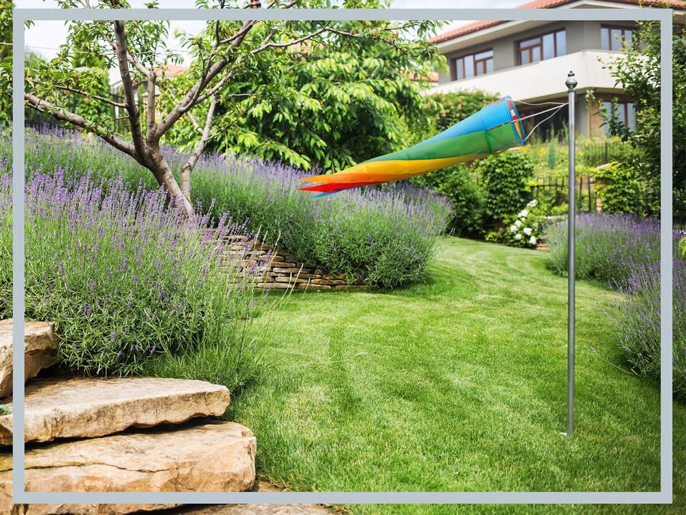 PHENO FLAGS Flagge Regenbogen Windsack, 90 cm - Bunte Gartendeko für Draußen (Windspiele & Windsäcke), Windfahne für den Fahenmast