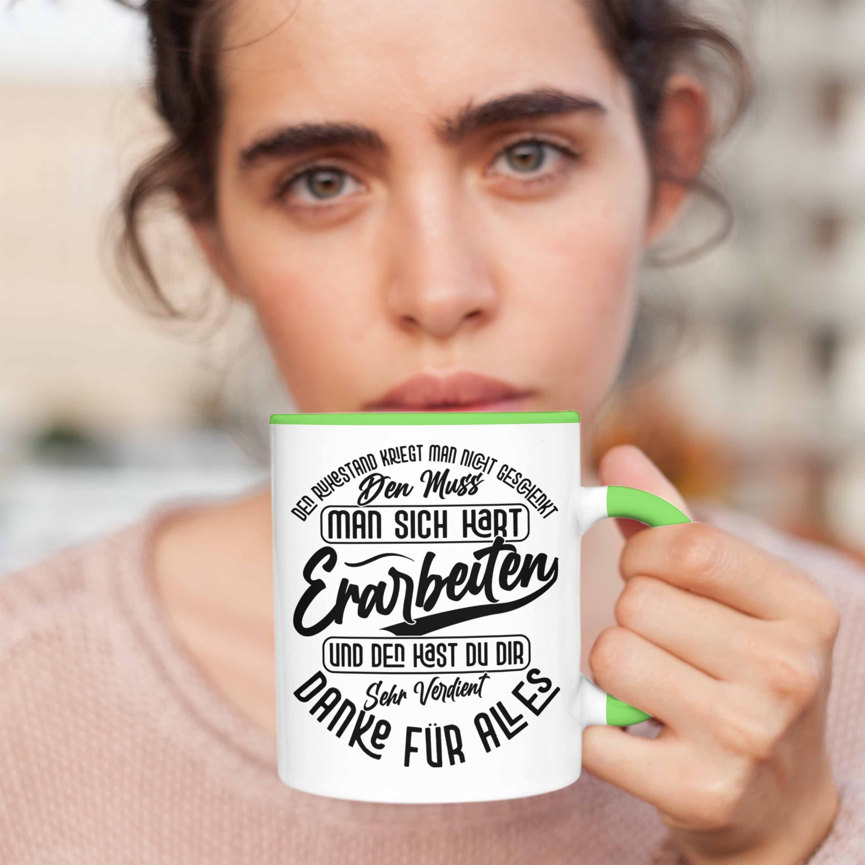 Trendation Tasse Geschenkidee Geschenk Rente Spruch Abschied Tasse Rentnerin Grün Ruhestand