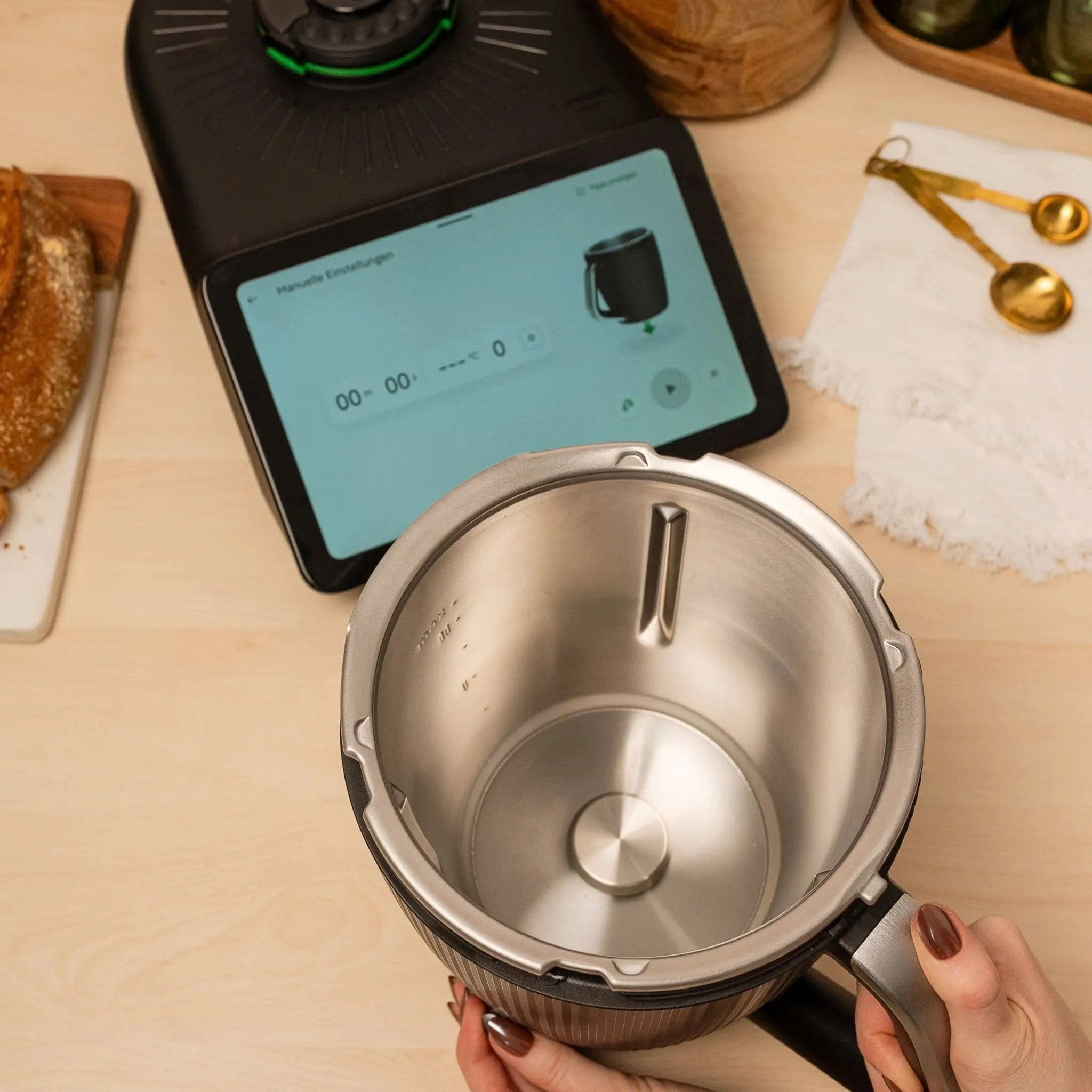 Wundermix Küchenmaschinen Zubehör-Set WunderCap® für Thermomix, Zubehör für TM7, TM6, TM5, TM31, Der revolutionäre Thermomix-Messerersatz