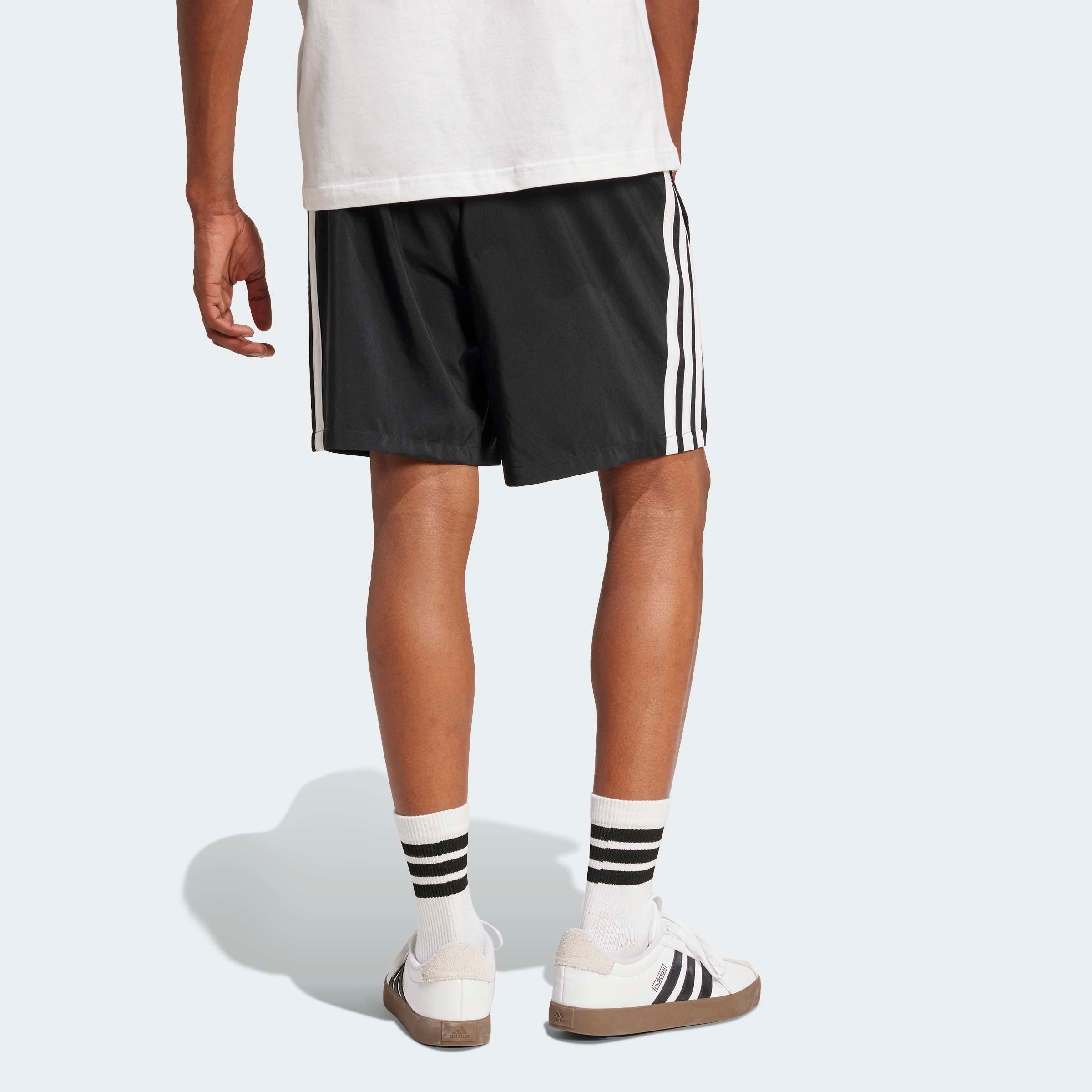 adidas Sportswear Shorts ESSENTIALS 3-STREIFEN CHELSEA mit 3-Streifen an den Seiten, für Laufen und Sportmode