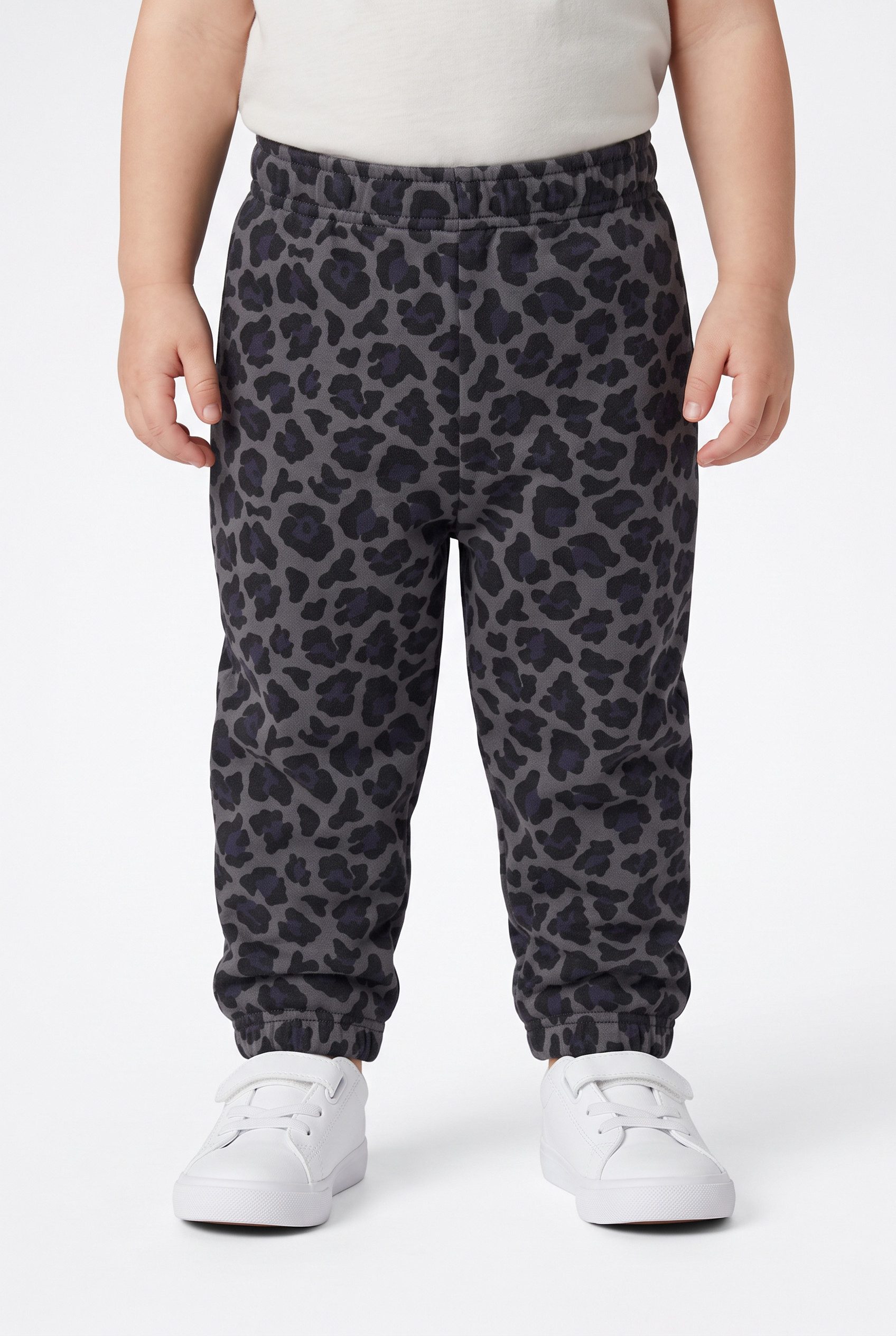 Converse Jogginghose CNVG BARREL KNIT PANT mit weichem French-Terry-Stoff, aus Baumwolle und Polyester
