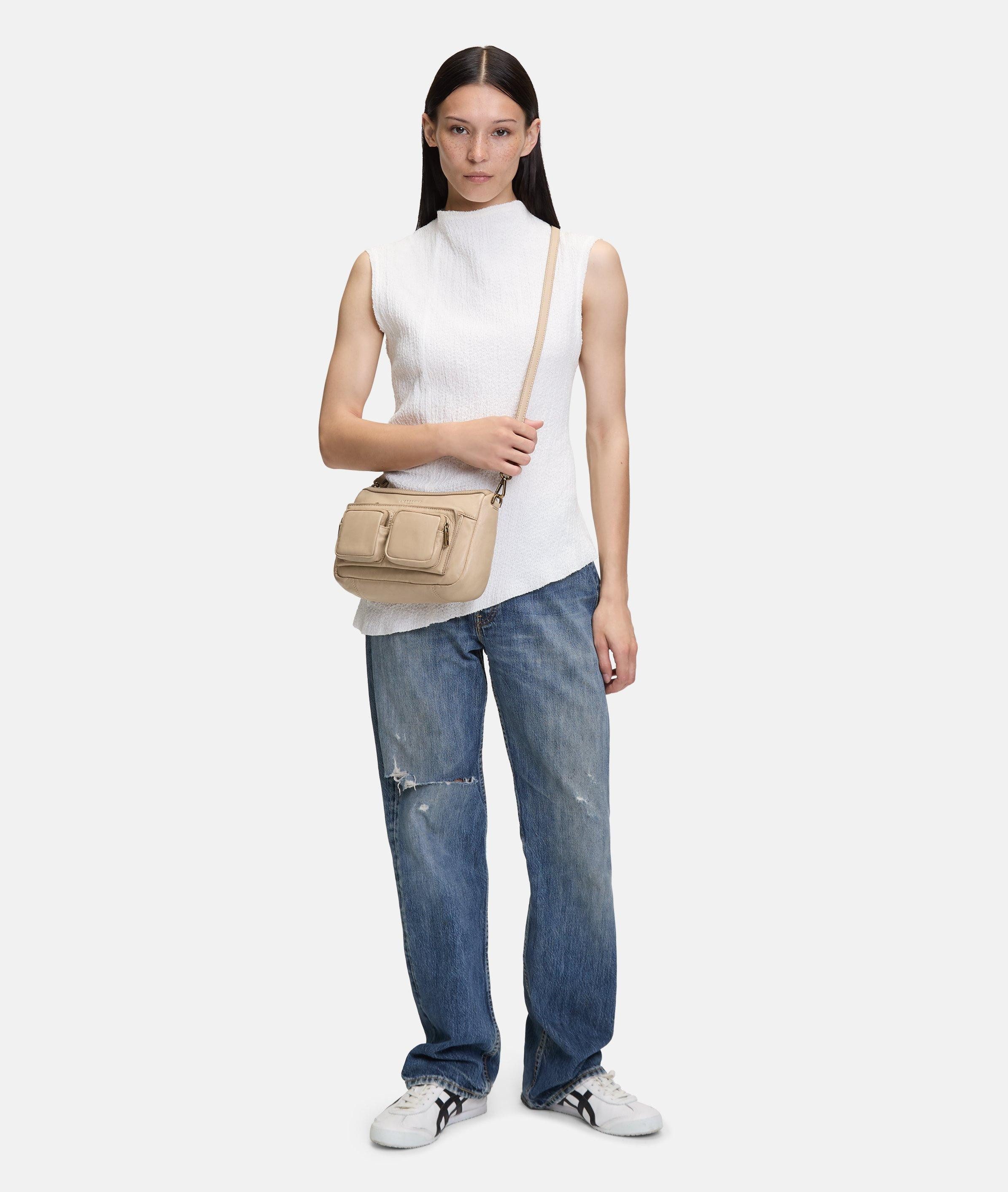 Liebeskind Berlin Schultertasche Maia Hobo S, Kleine Hobo-Bag aus Schafsleder
