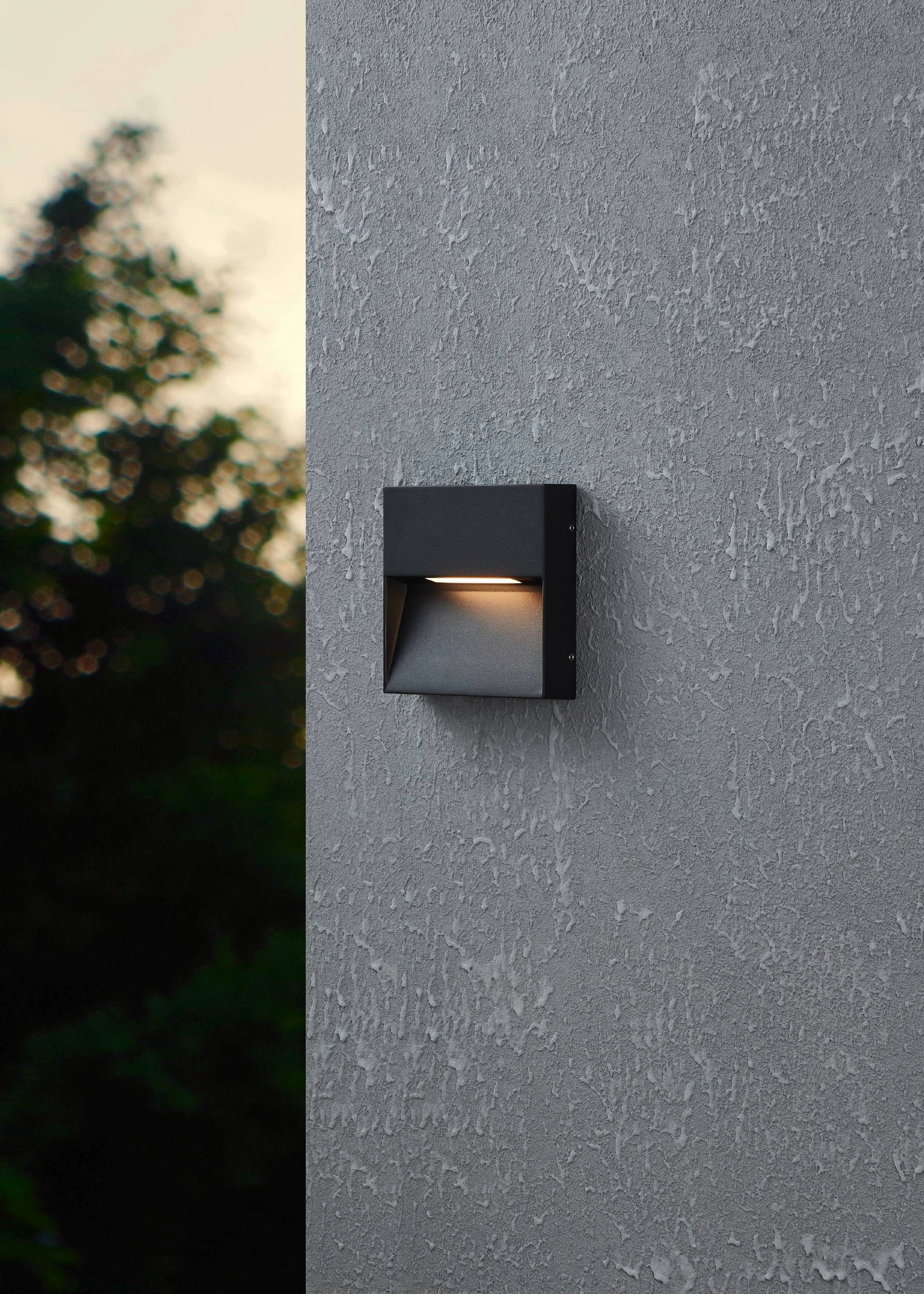 EGLO Wandleuchte Maruggio Wandlampe, Außenbeleuchtung Hauswand, Aluminium, IP65, Lampe, LED fest integriert, Neutralweiß, Kaltweiß, Warmweiß, Wand-/Deckenleuchte - L15 x H15 x AL3,5 cm - schwarz - 1X4,8W inkl.