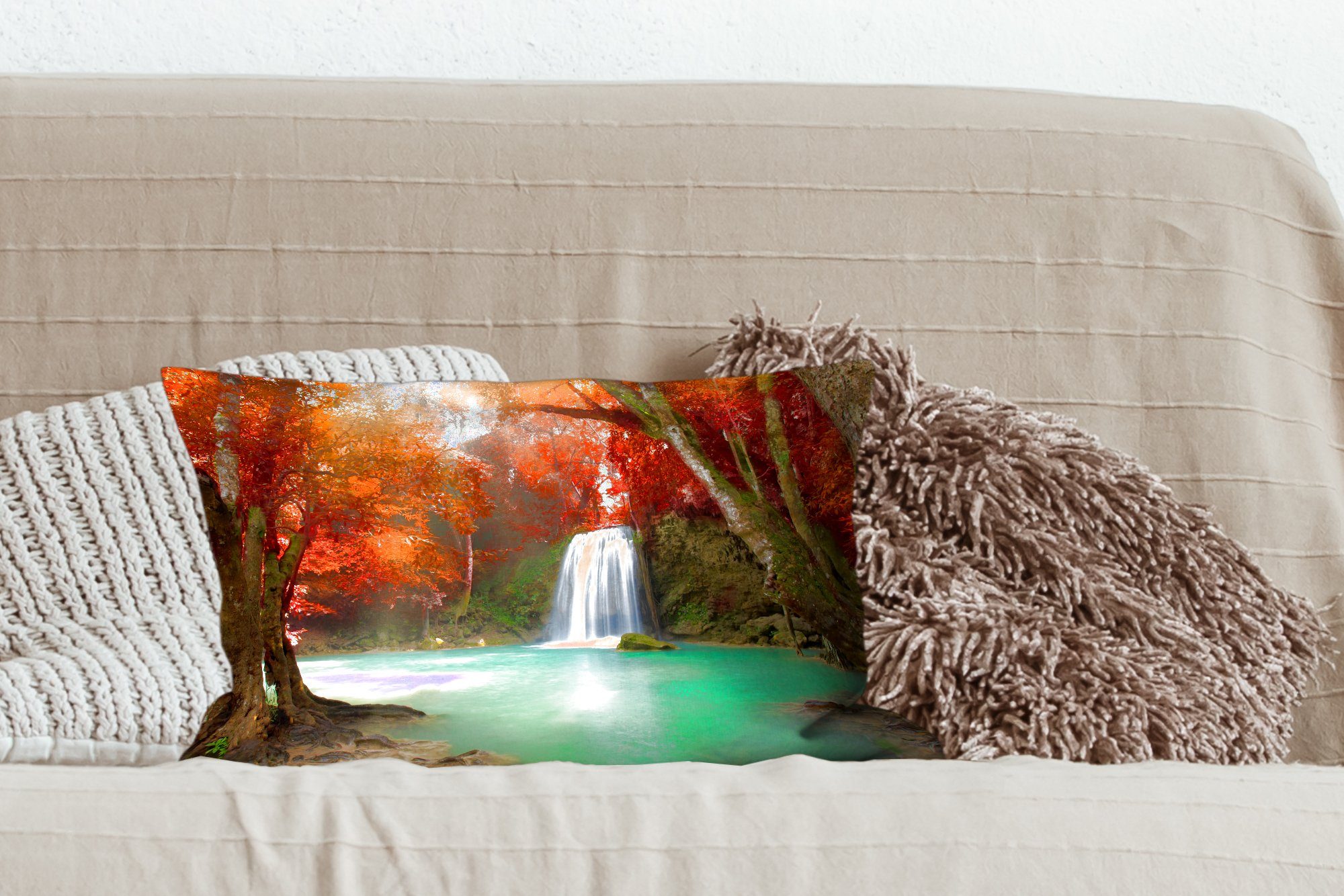 Wasserfall Füllung, mit Schlafzimmer Wald, - MuchoWow Wohzimmer Herbst Dekoration, Zierkissen, Dekokissen - Dekokissen