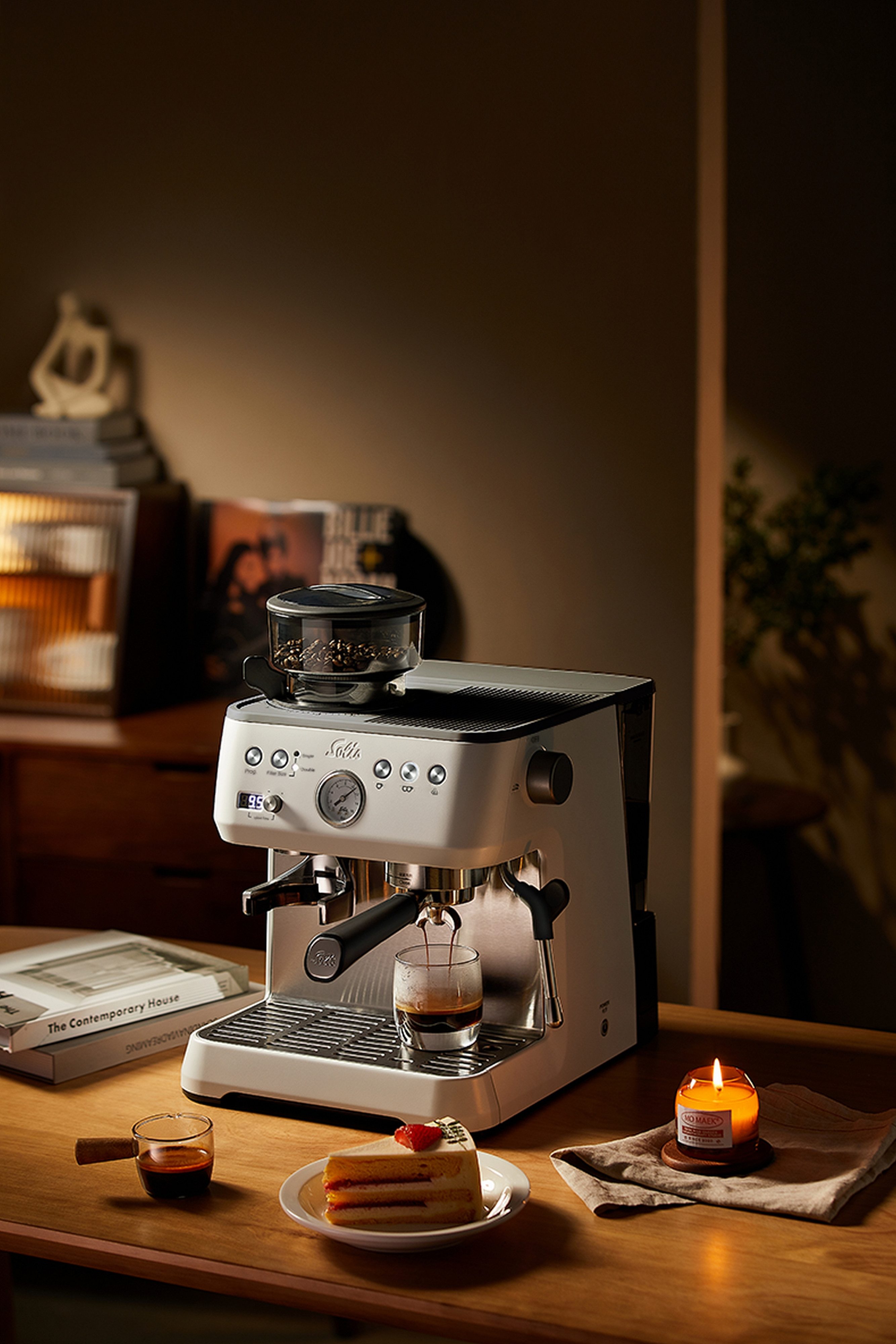 SOLIS OF SWITZERLAND Siebträgermaschine, Siebträger 54 mm, 54 mm Siebhalter, Milchaufschäumer, Bohnenmahlwerk