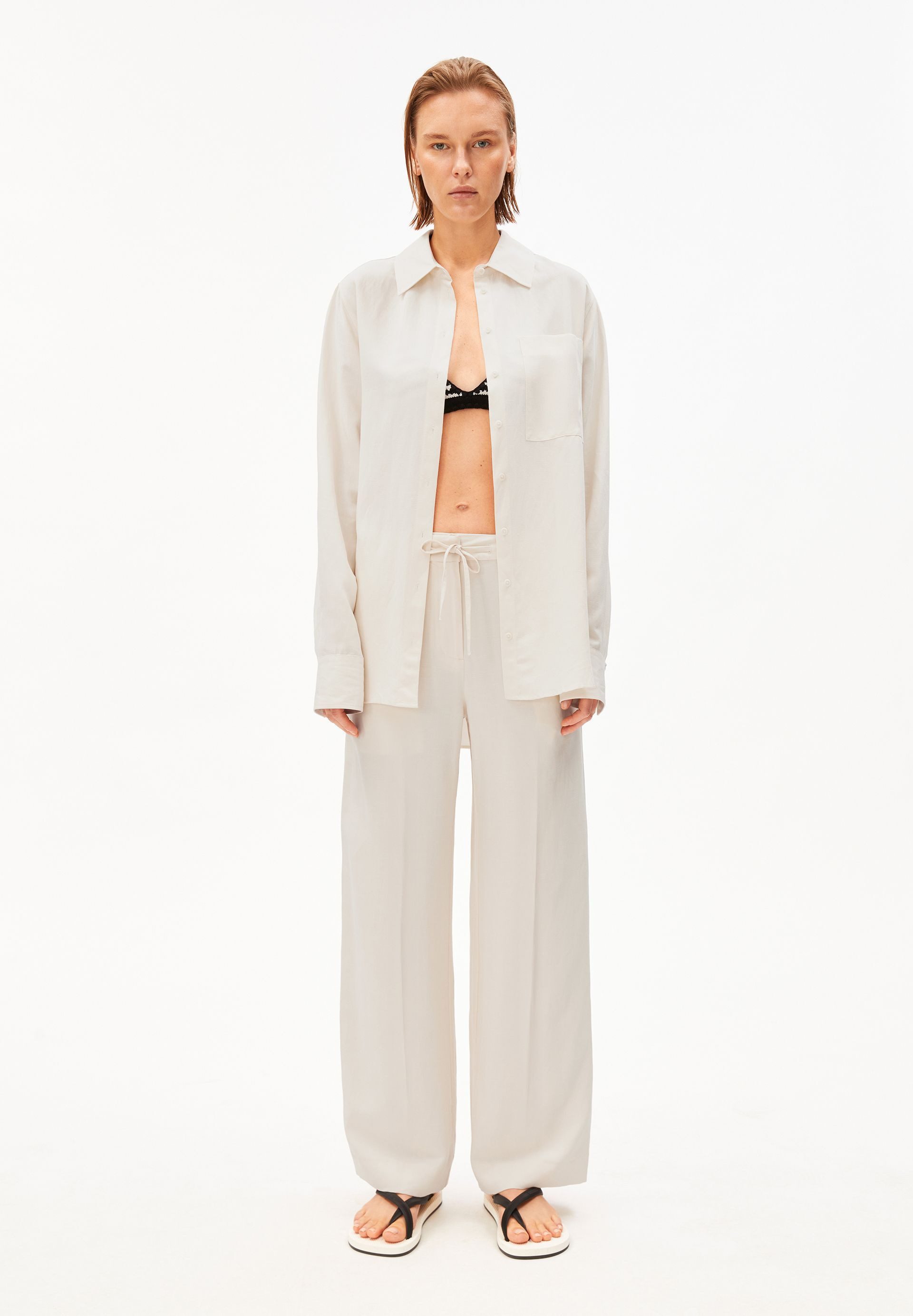 Armedangels Stoffhose LINO BLEND Leinen-Mix (Mid waist, Relaxed Fit)