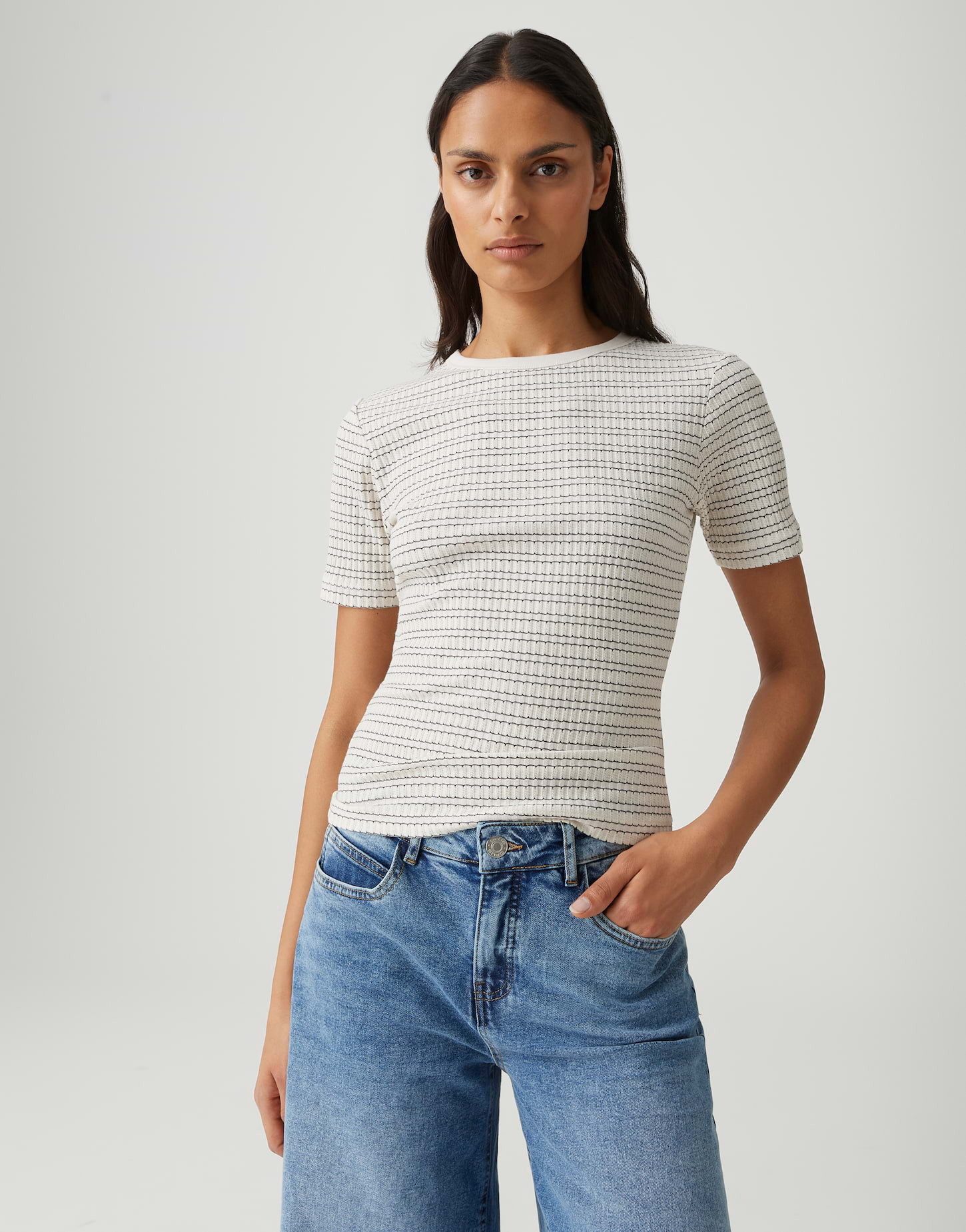 OPUS Kurzarmshirt Strickpullover aus flauschigem Frisé Garn Weite Passform, Pull-on, weicher Fall