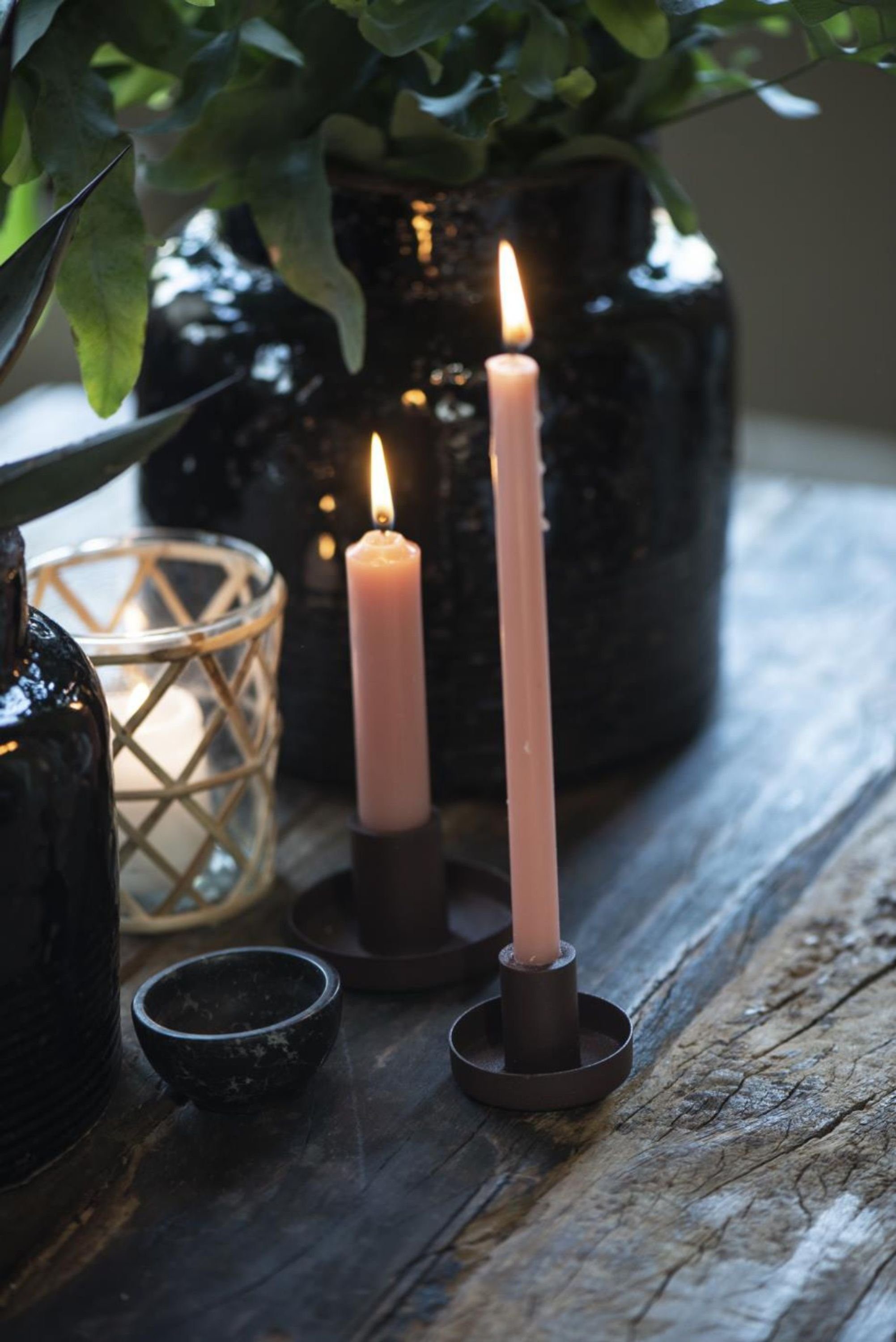 Ib Laursen Kandelaber, 2 Stil moderne Stück schwarz matt Kerzenständer, skandic