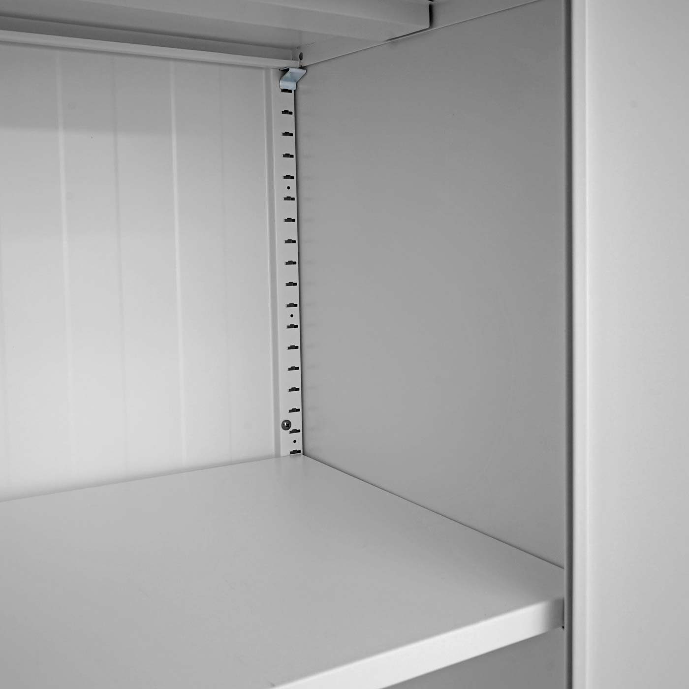 MCW Aktenschrank grau Türen Abschließbar, MCW-H17 Regalböden, | verstellbare zwei grau