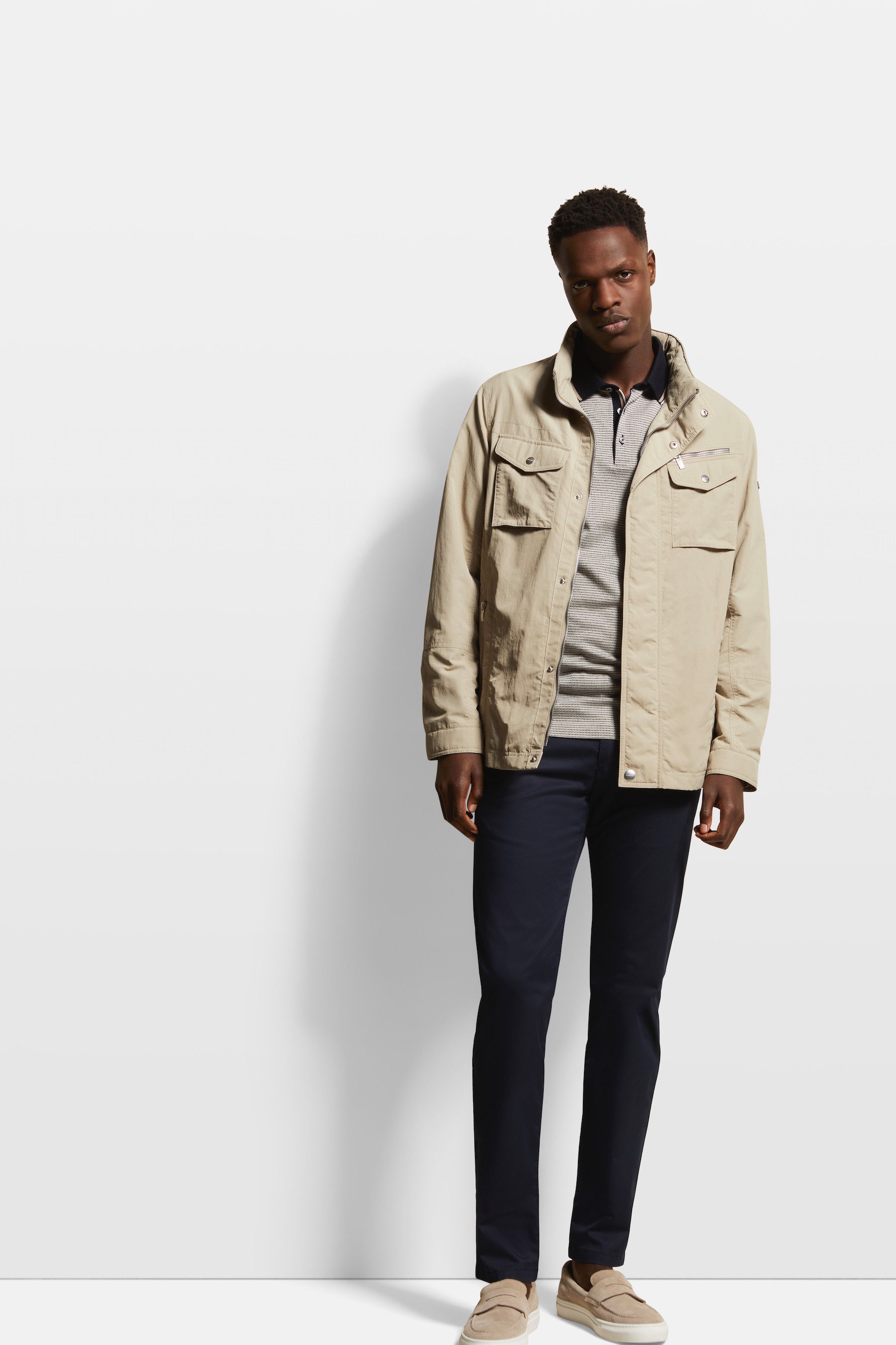 bugatti Kurzjacke mit einrollbarer Kapuze