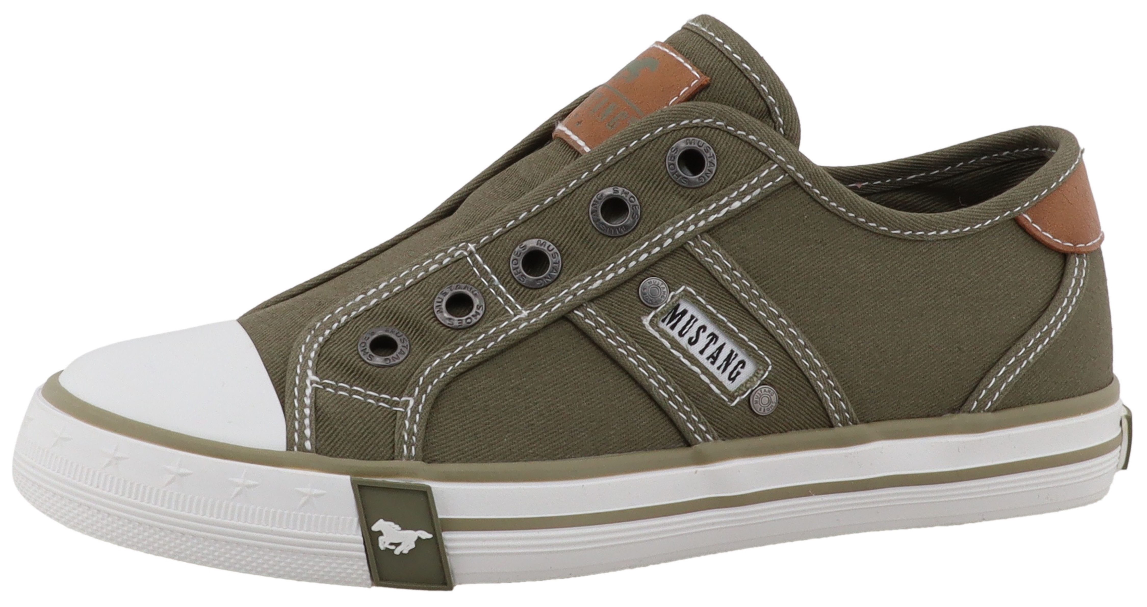 Mustang Shoes Gaspare Slip-On Sneaker Freizeitschuh, Slipper, Halbschuh mit Kontrastnähten
