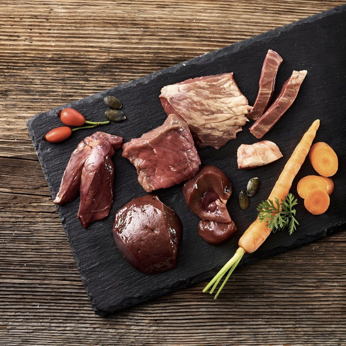Fleischeslust Classic Zartes Rind mit Karotte, Hagebutte & Kürbiskernen 200 g, für: Hund