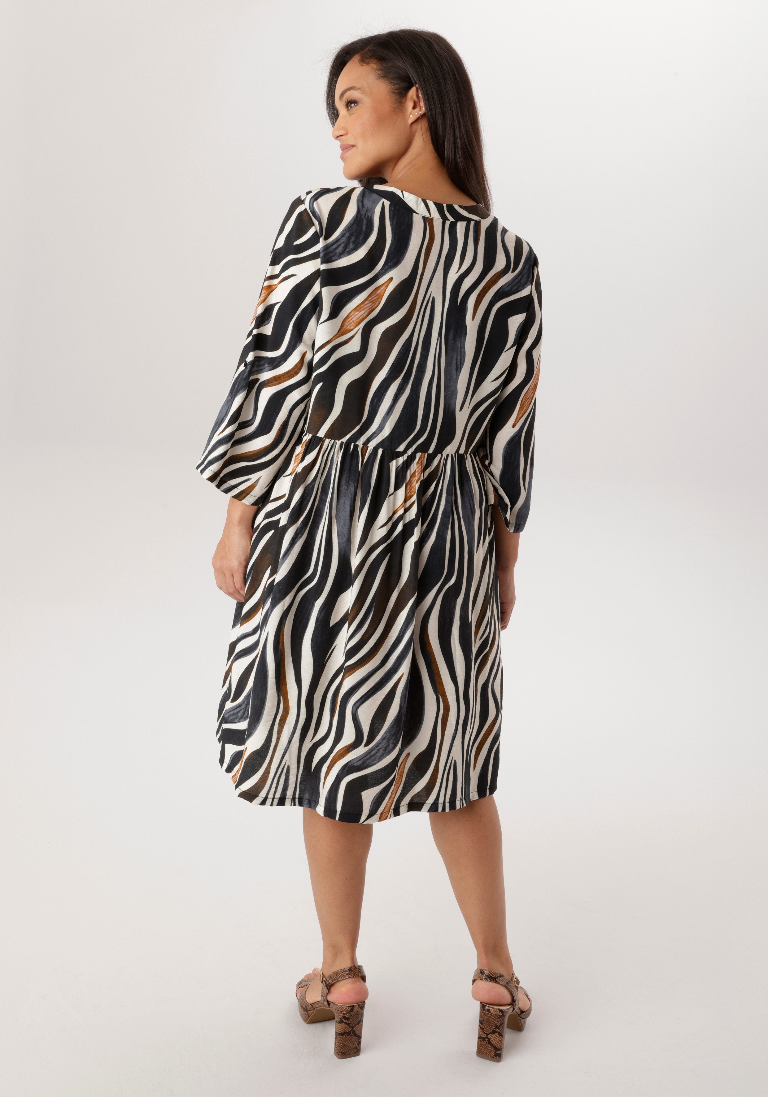 Aniston PLUS Tunikakleid im extravaganten Zebra-Print - NEUE KOLLEKTION