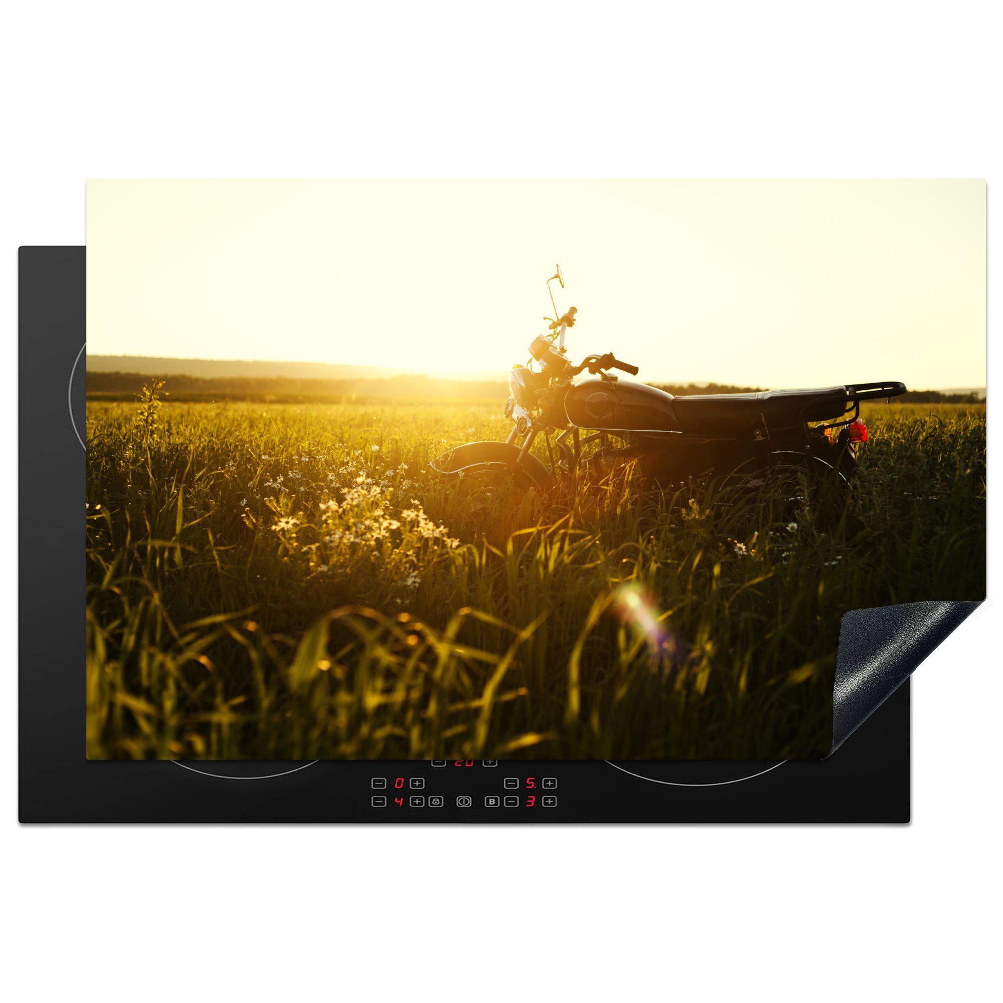 MuchoWow Herdblende-/Abdeckplatte Ein geparktes Motorrad in einer ländlichen Gegend bei Sonnenaufgang, Vinyl, (1 tlg), 81x52 cm, Induktionskochfeld Schutz für die küche, Ceranfeldabdeckung