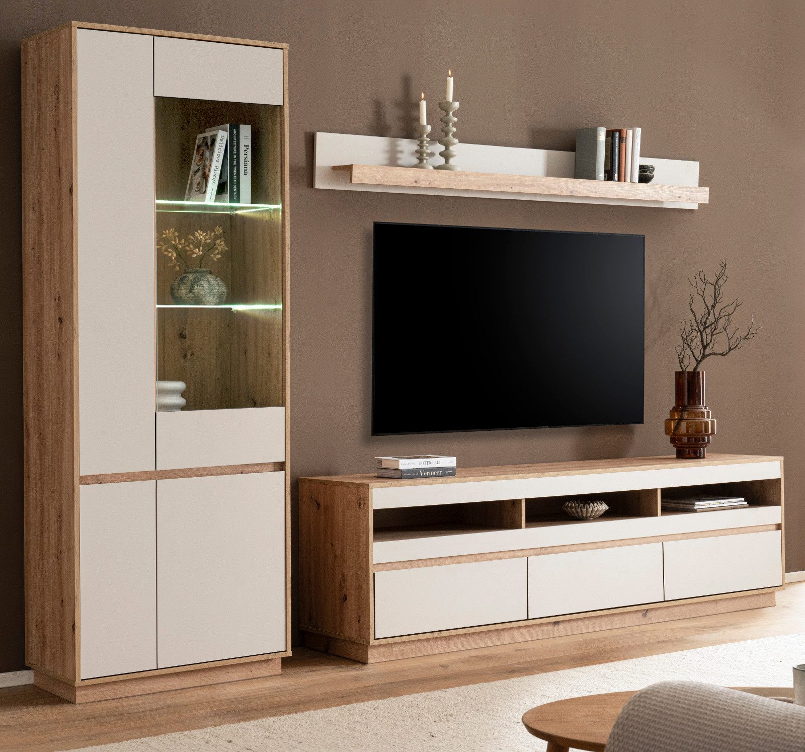 Furn.Design Wohnwand Kiruma, (Wohnkombination in Kaschmir / Sand und Eiche Artisan, 3-teilig, 290 x 205 cm), mit großem TV Lowboard, Soft-Close-Funktion
