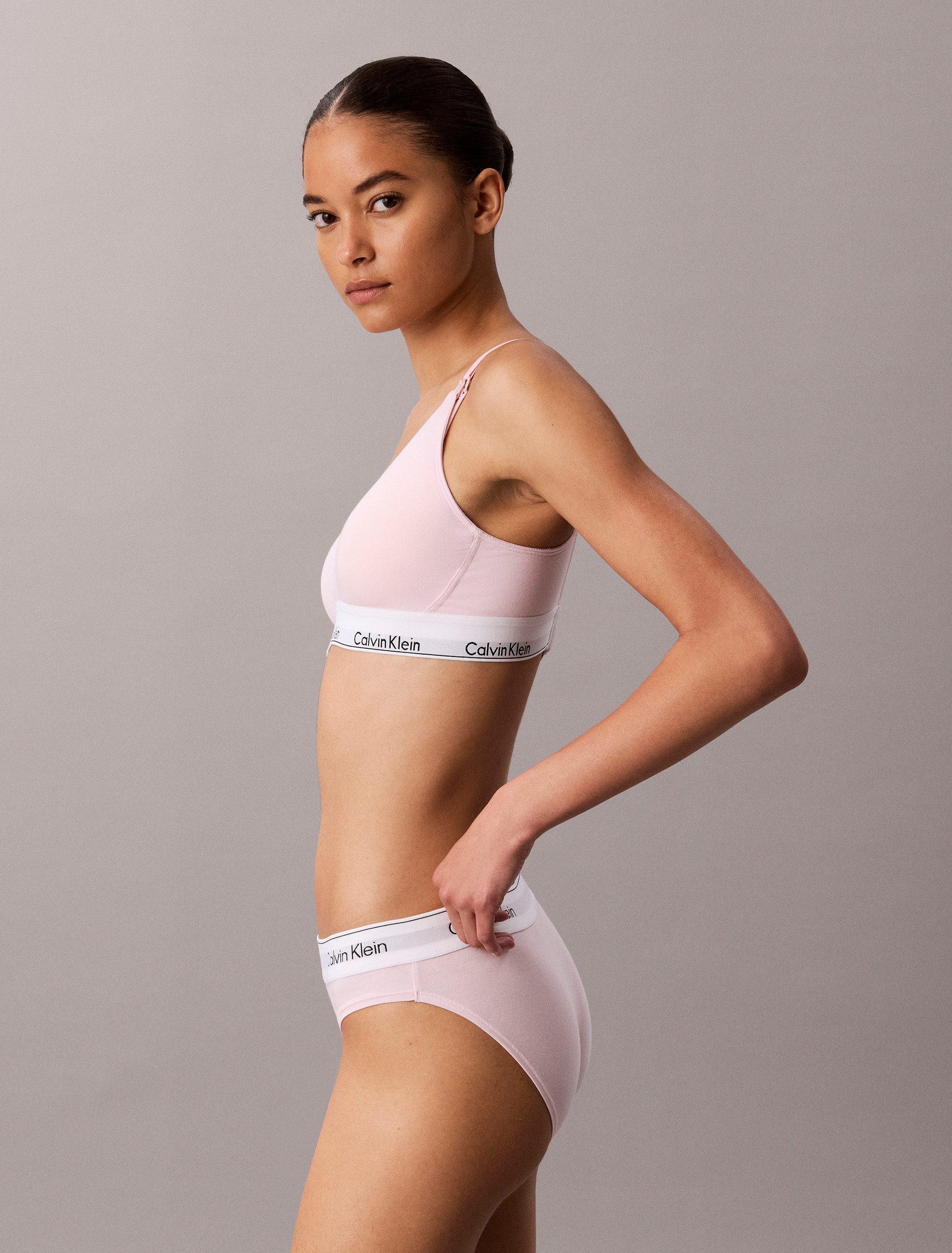 Calvin Klein Underwear Schalen-BH MATERNITY LIGHTLY LINED TRIANGLE Körpernahe Passform mit elastischem Bund – Bild 5 von 5