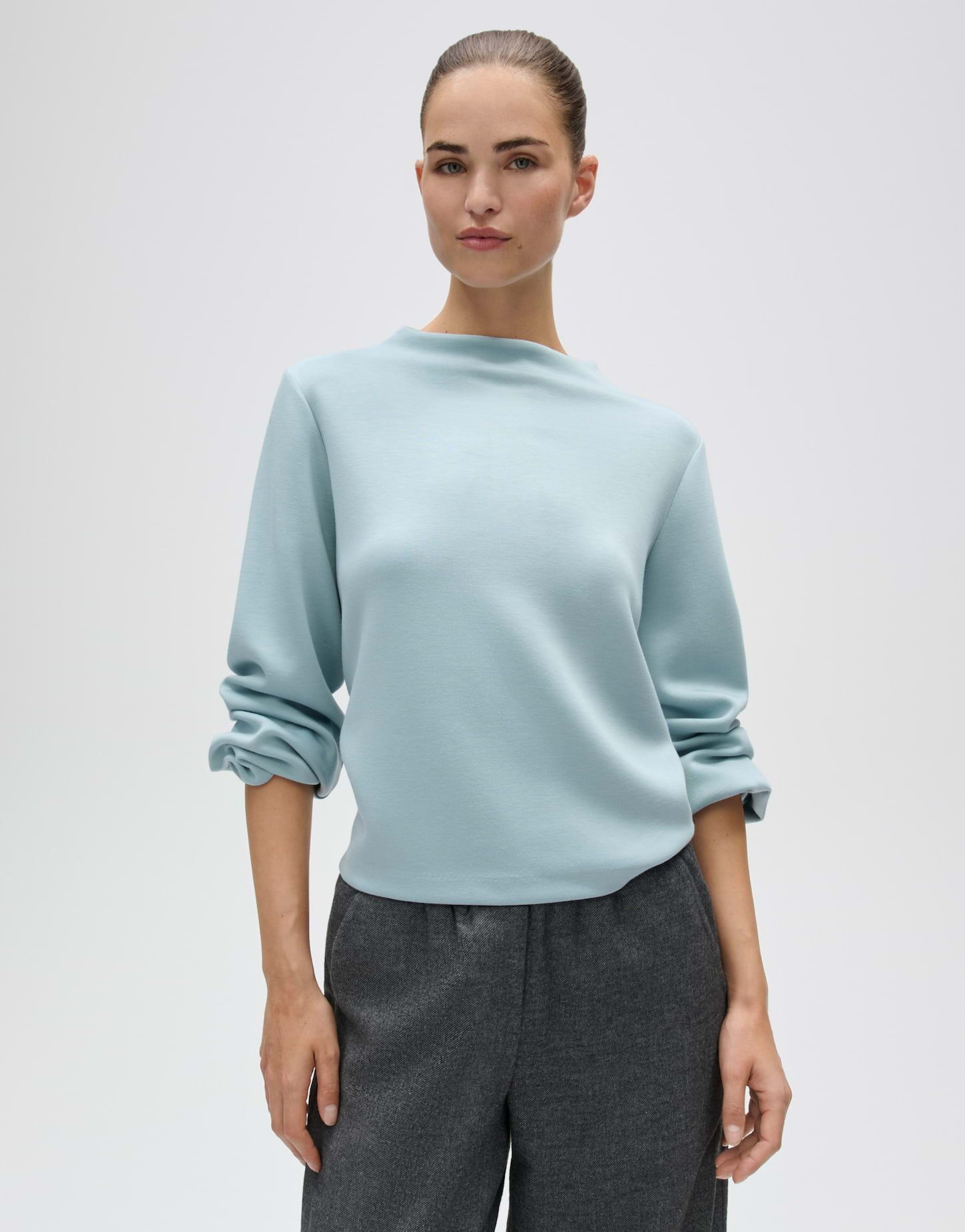 OPUS Sweatshirt Gisinna aus weicher Sweatware Verkürzte Silhouette mit feinem Faltendetail am Ärmel