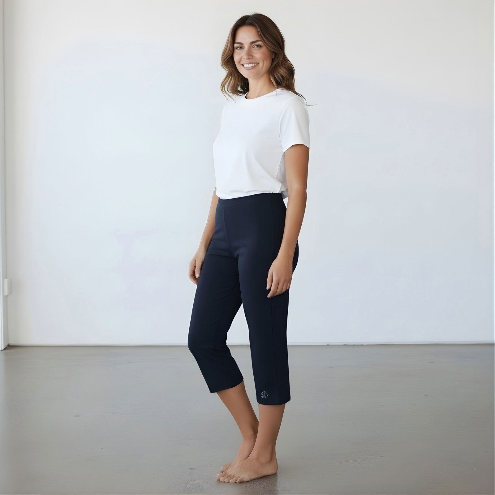 modAS Caprihose Damen Hose Capri 26412 Strass-Applikation - Sommerhose Freizeithose Maritime Strass-Applikation, Elegant geschnitten, Passgenauer Schnitt