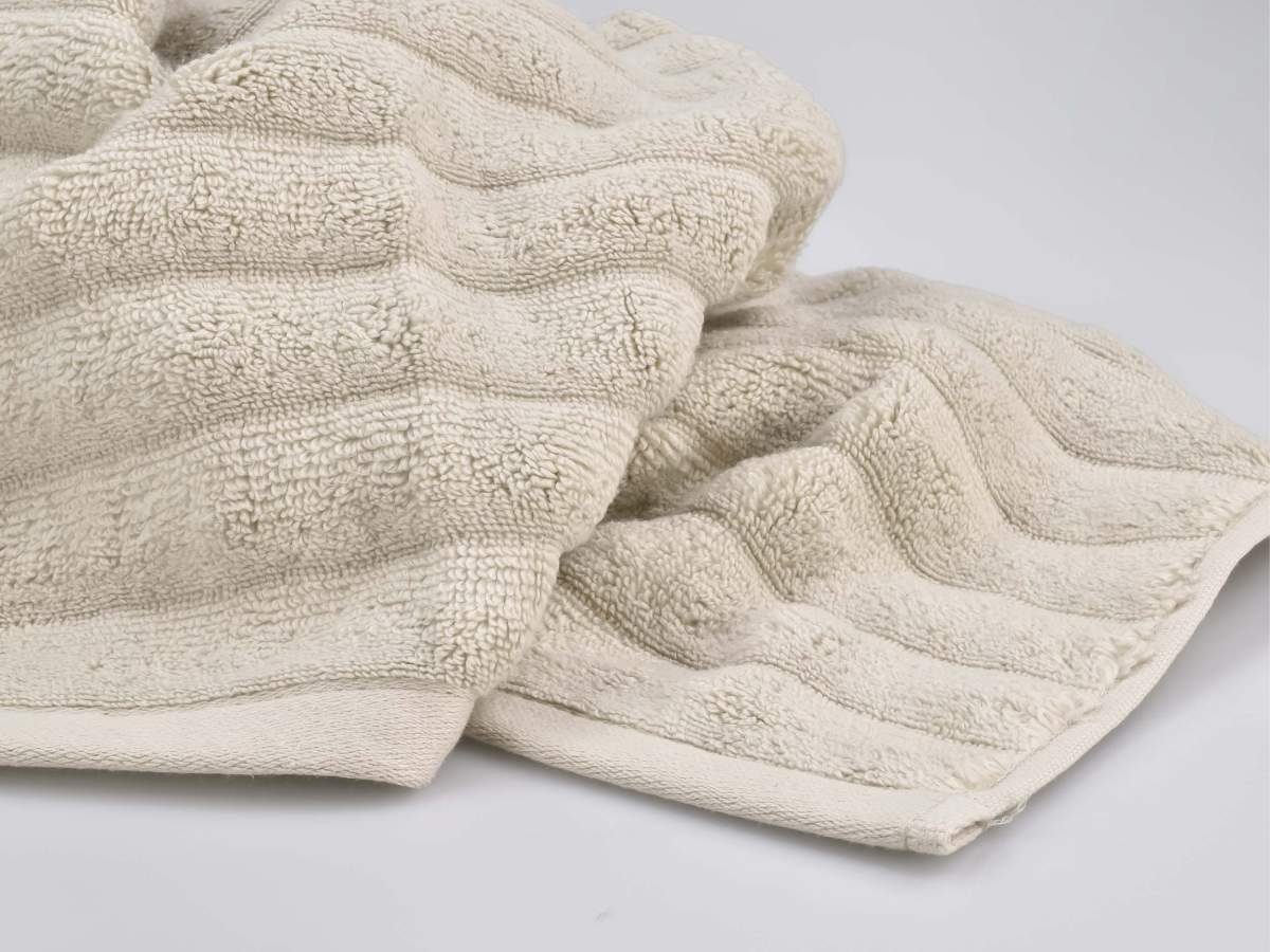 Zone Denmark skandinavisches (1-St), Design, weiche Inu, 50x100cm, Baumwollstoff Oberfläche schlichtes sand Handtuch