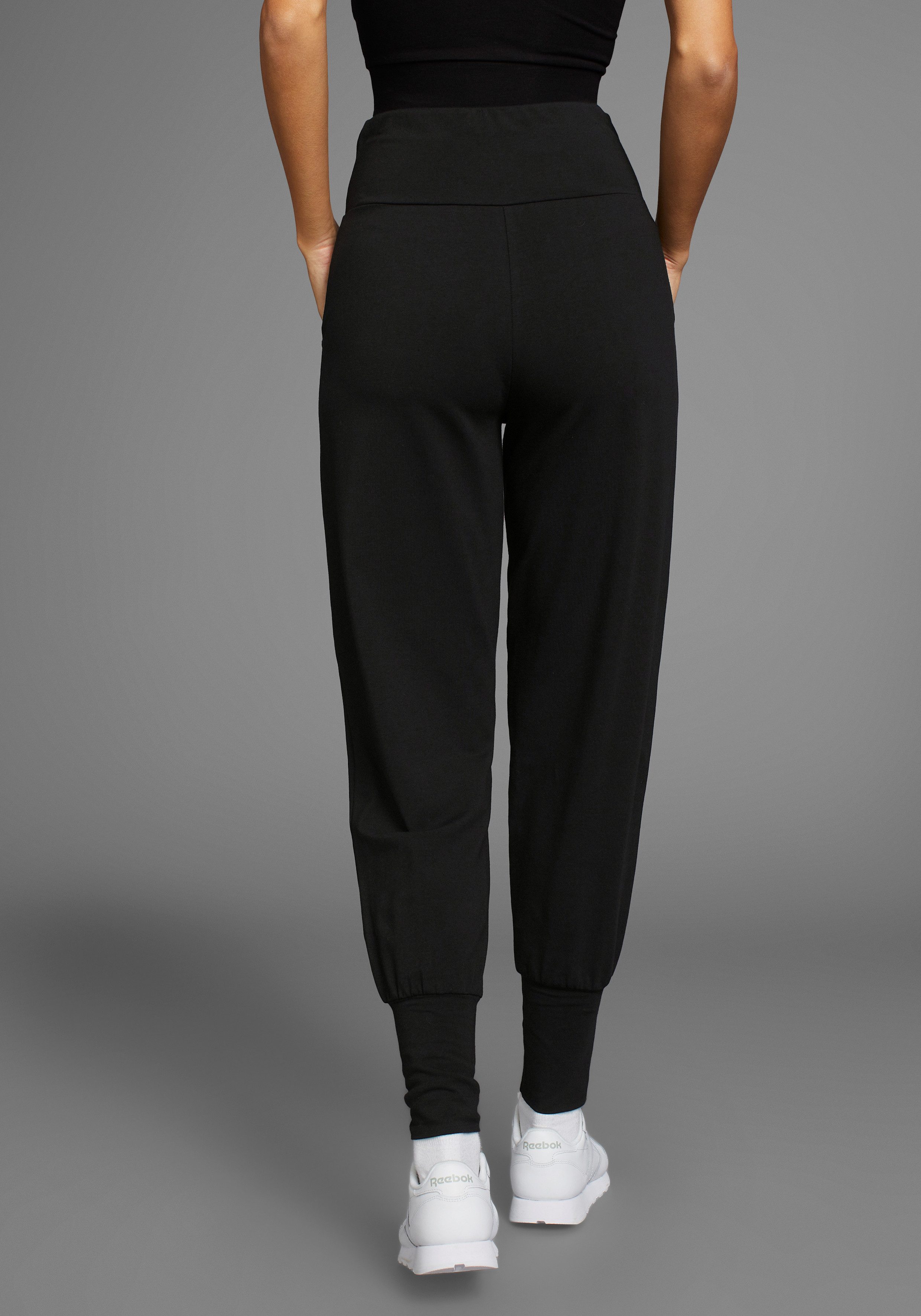 FAYN SPORTS Yogahose Zwei seitliche Eingrifftaschen günstig online kaufen