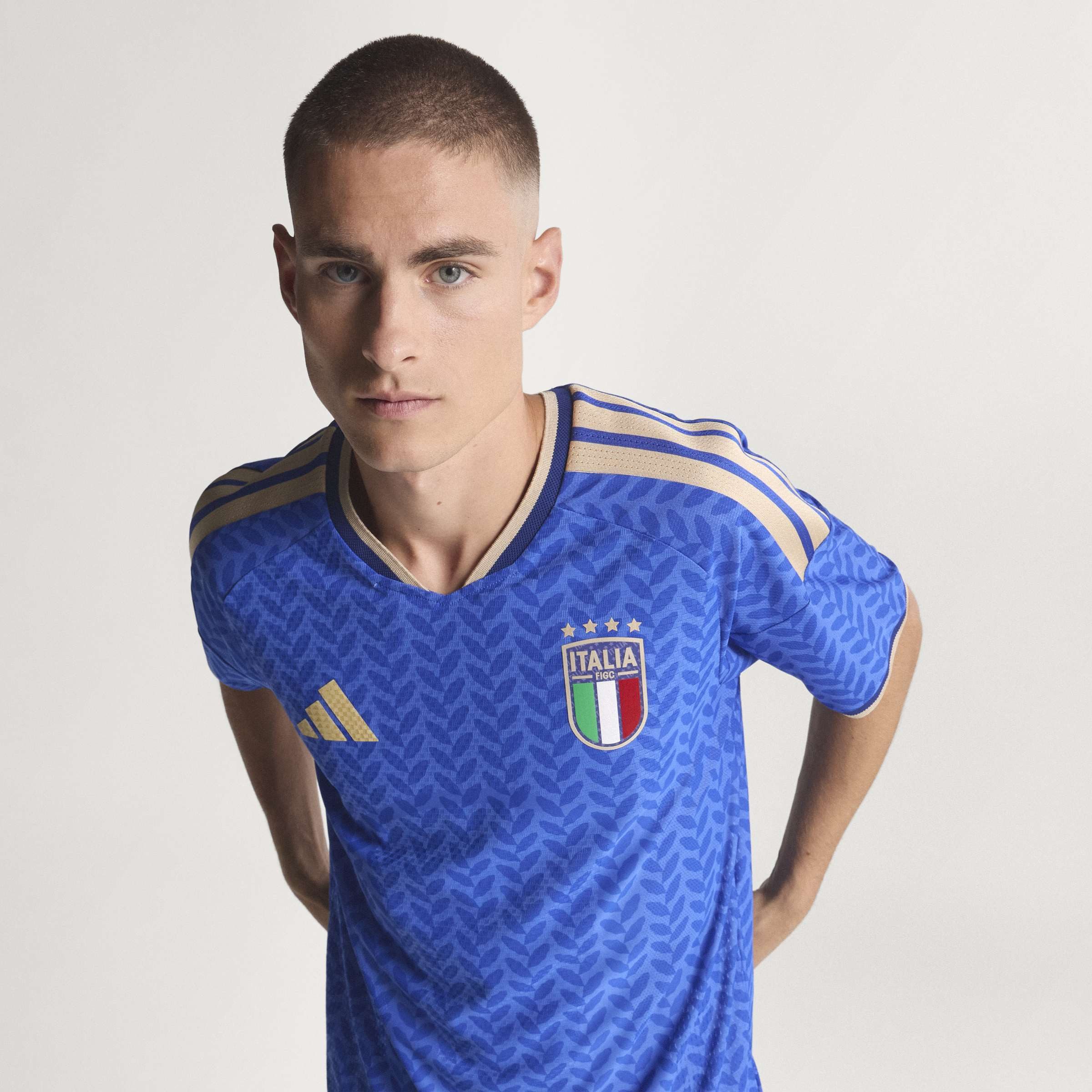 adidas Performance Fußballtrikot ITALIEN 26 AUTHENTIC HEIMTRIKOT (1-tlg)