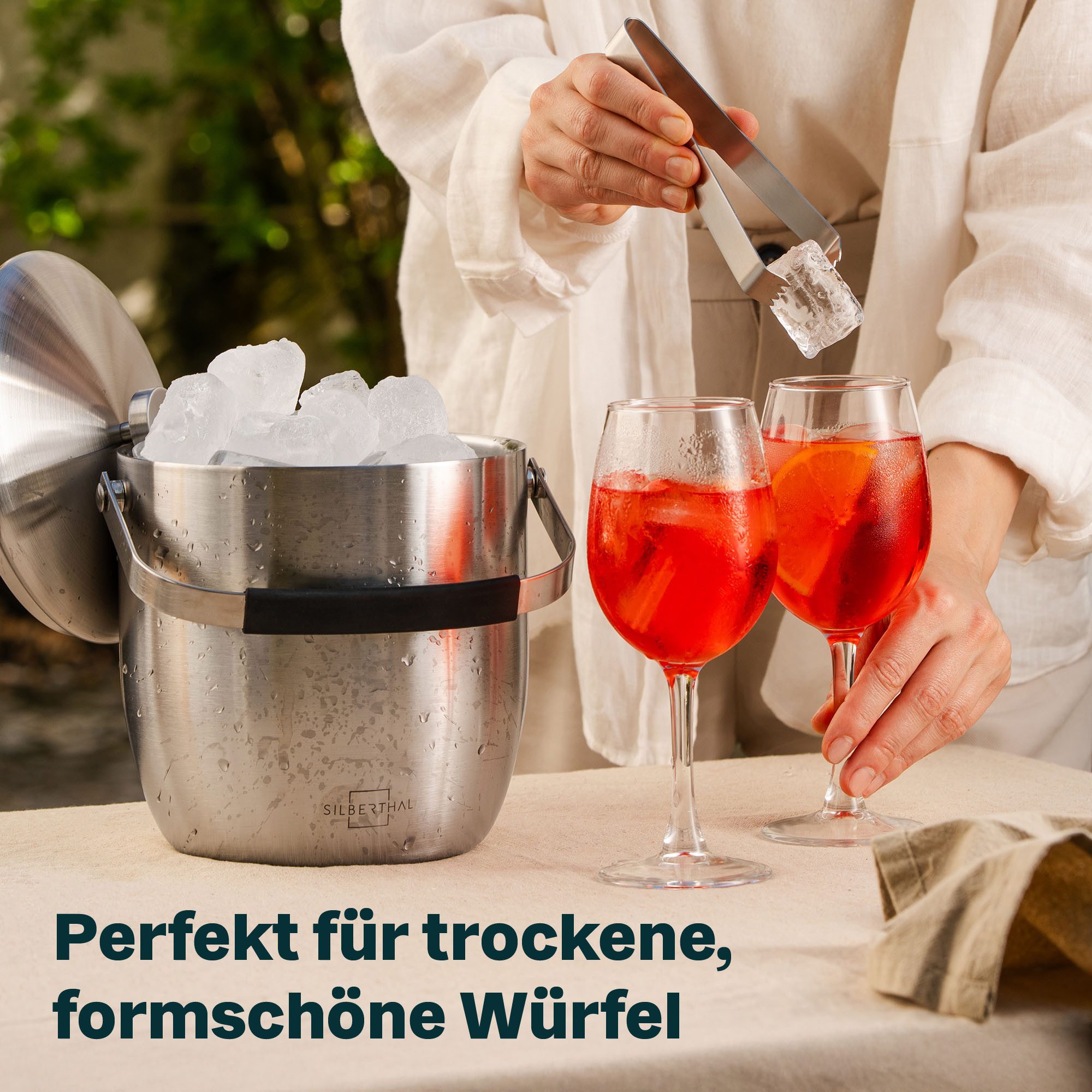 SILBERTHAL Eiseimer Eiswürfelbehälter 3l mit Deckel, inklusive Eissieb und Zange