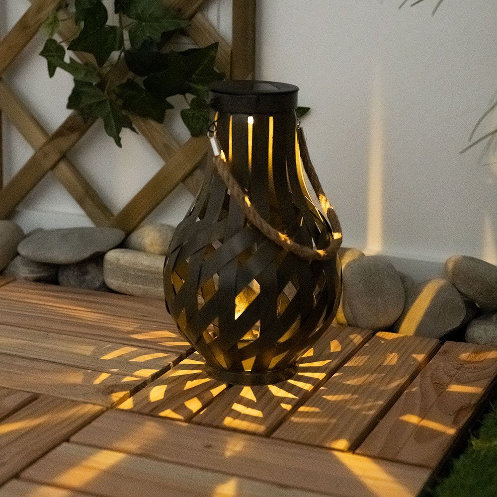 etc-shop Gartenleuchte, Gartendeko Laterne Solar Windlicht mit  Bambusgeflecht zum Aufhängen oder Hinstellen, aus Bambus mit Schalter, LED  warmweiß, Garten Terrasse online kaufen | OTTO