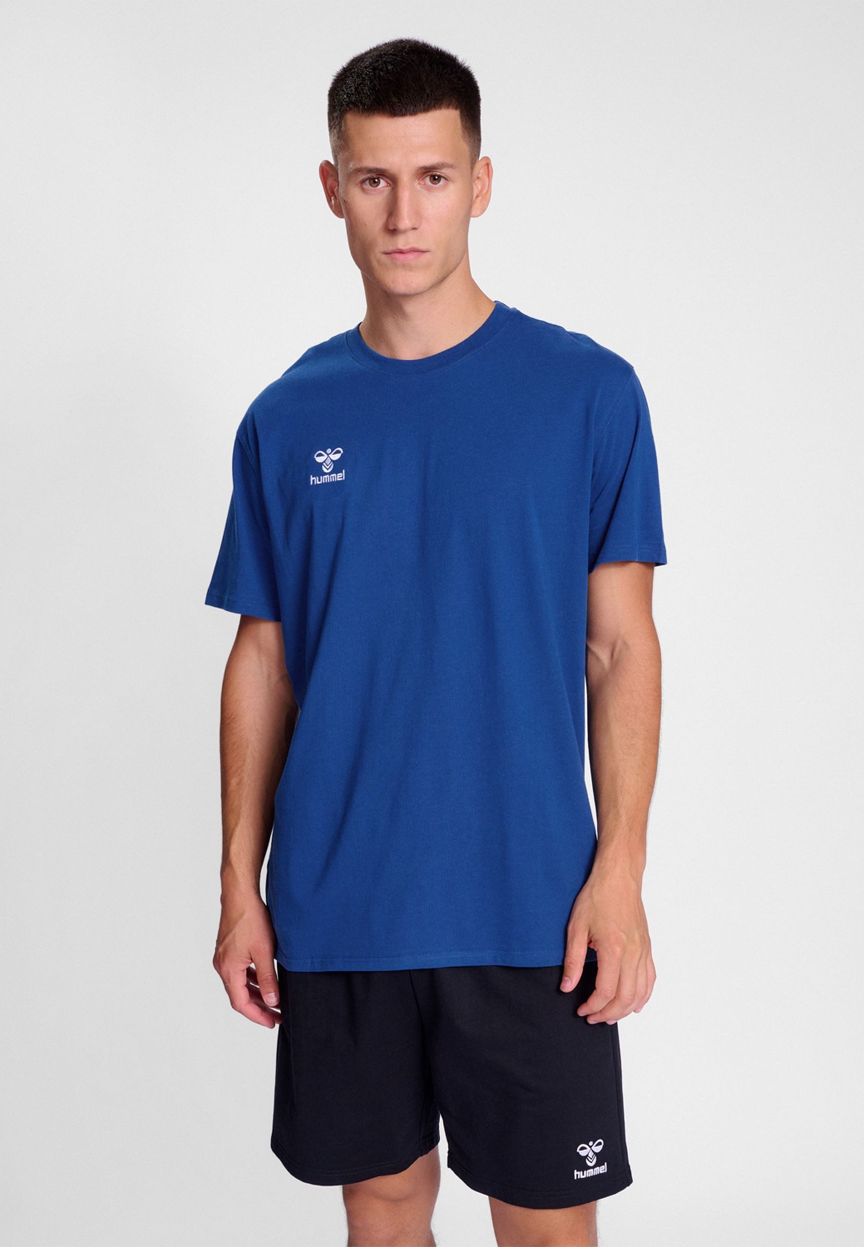 hummel T-Shirt Rundhalsausschnitt gesticktes Logo Regular günstig online kaufen