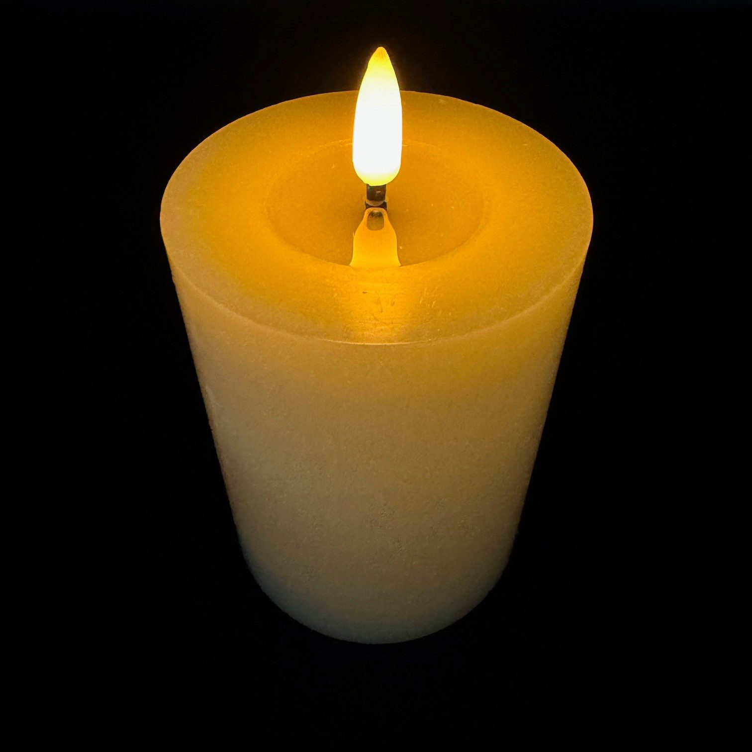 Online-Fuchs LED-Kerze 6er Set LED-Kerzen aus Echtwachs mit realistischer F günstig online kaufen