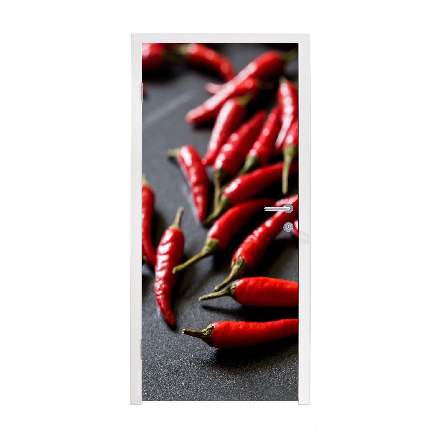 MuchoWow Türtapete Rote Cayenne-Paprika auf grauem Hintergrund, Matt, bedruckt, (1 St), Fototapete für Tür, Türaufkleber, 75x205 cm