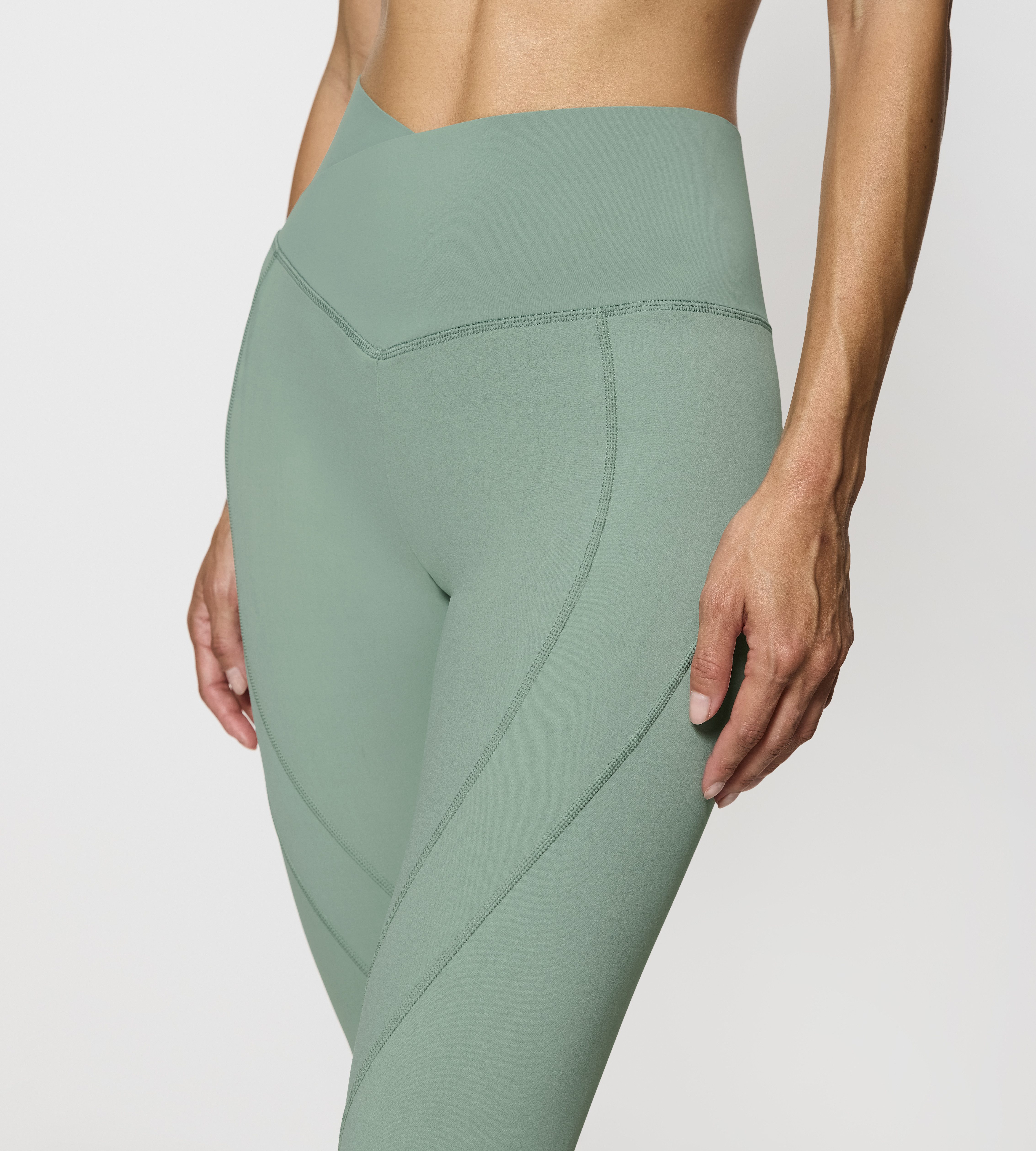 triaction by Triumph Sporthose Cardio RTW High-Rise Leggings atmungsaktiv