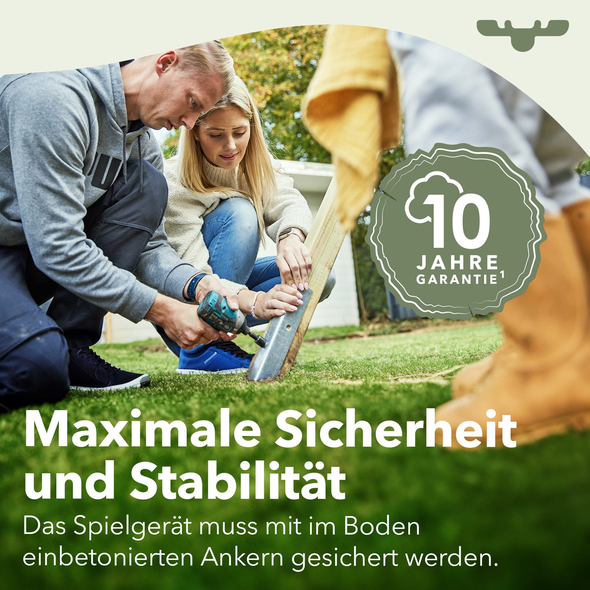 FATMOOSE Spielturm Boldbaron – Spielturm mit SurfSchaukel, Rutsche & Kletterwand, Abenteuerliche Ritterburg für kleine Entdecker – 10 Jahre Garantie*