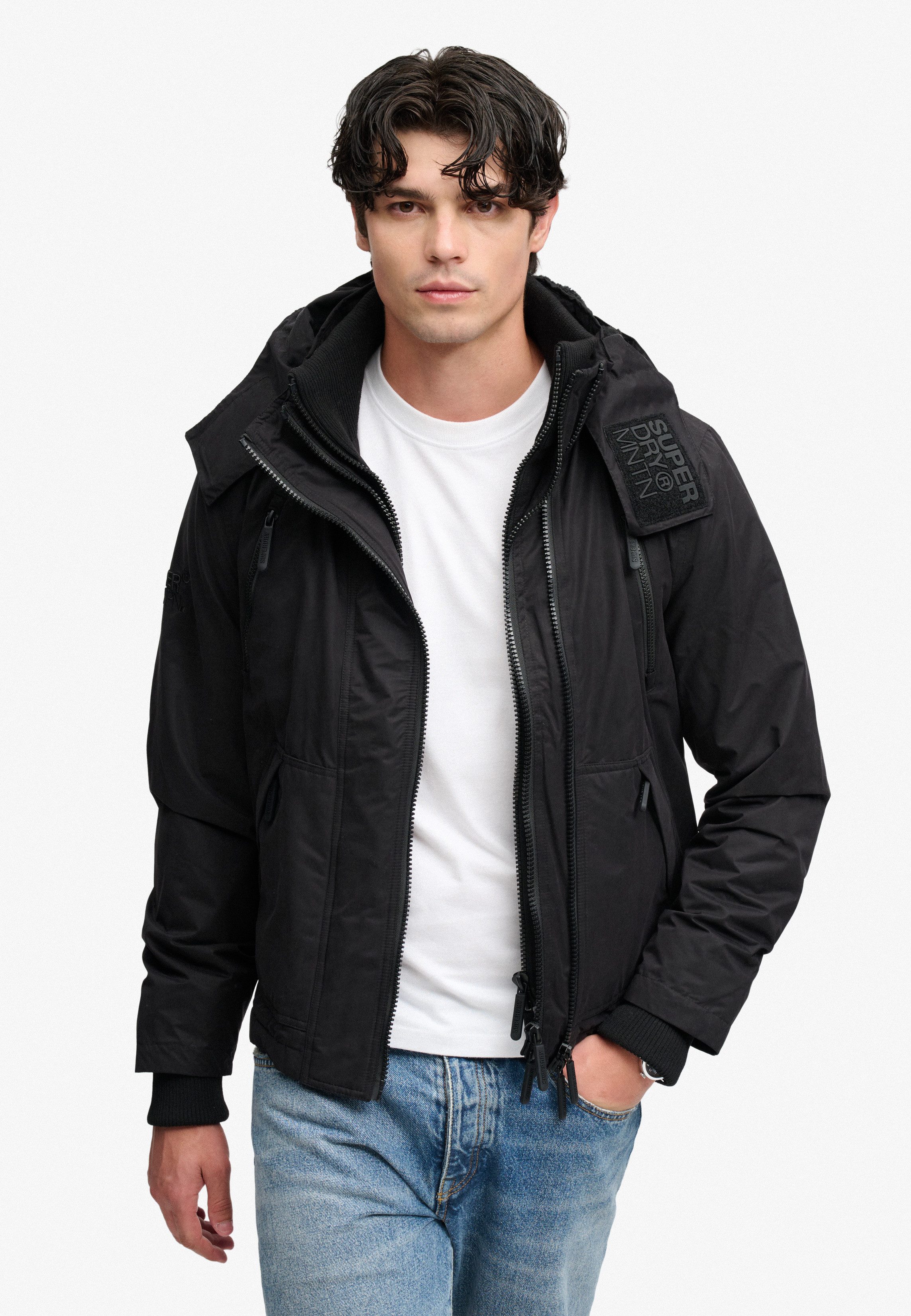 Superdry Outdoorjacke HOODED MF ARCTIC WINDCHEATER Kunstfaser, loose fit – Bild 2 von 5