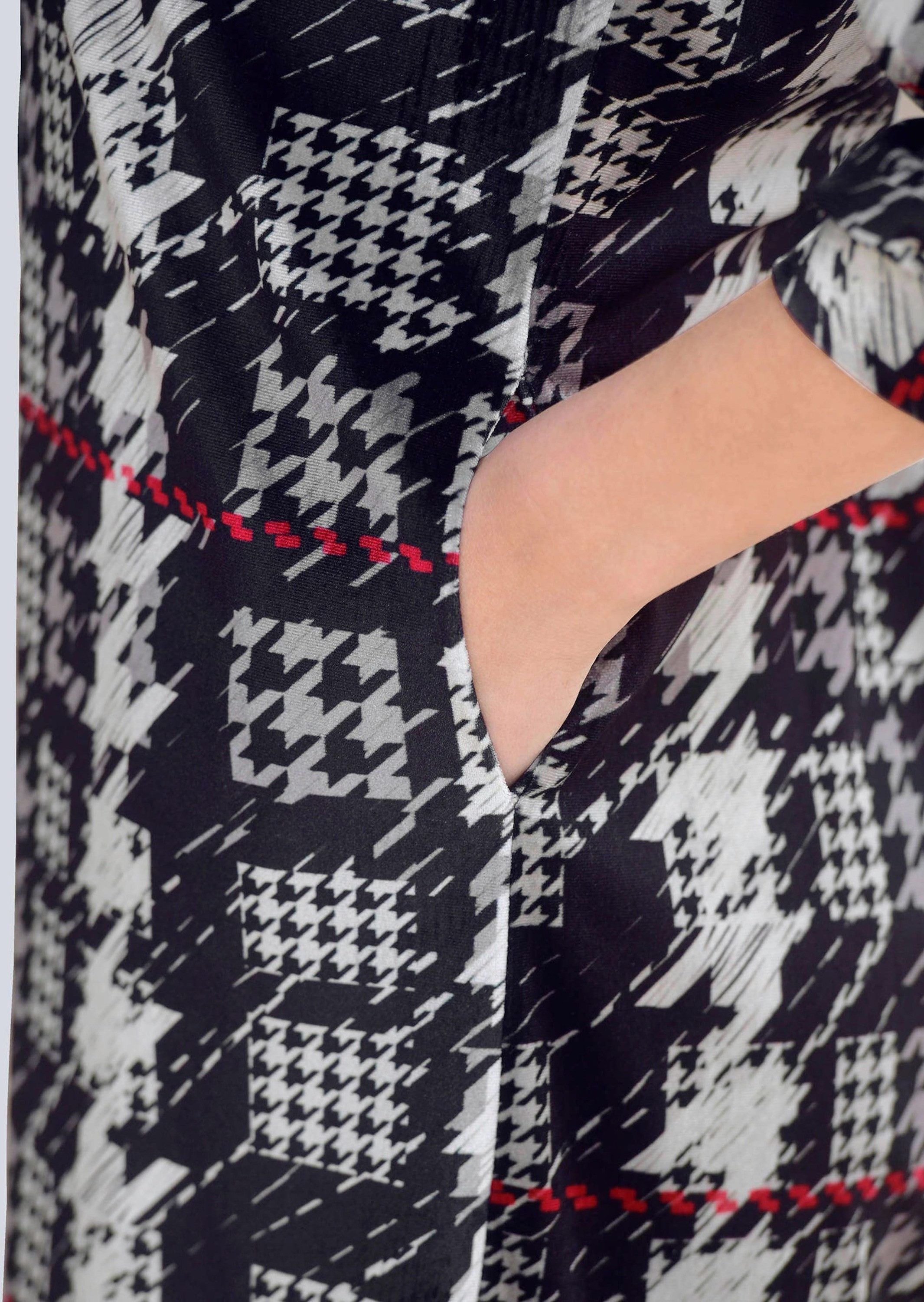 Jerseykleid Jerseykleid mit Hahnentrittdessin