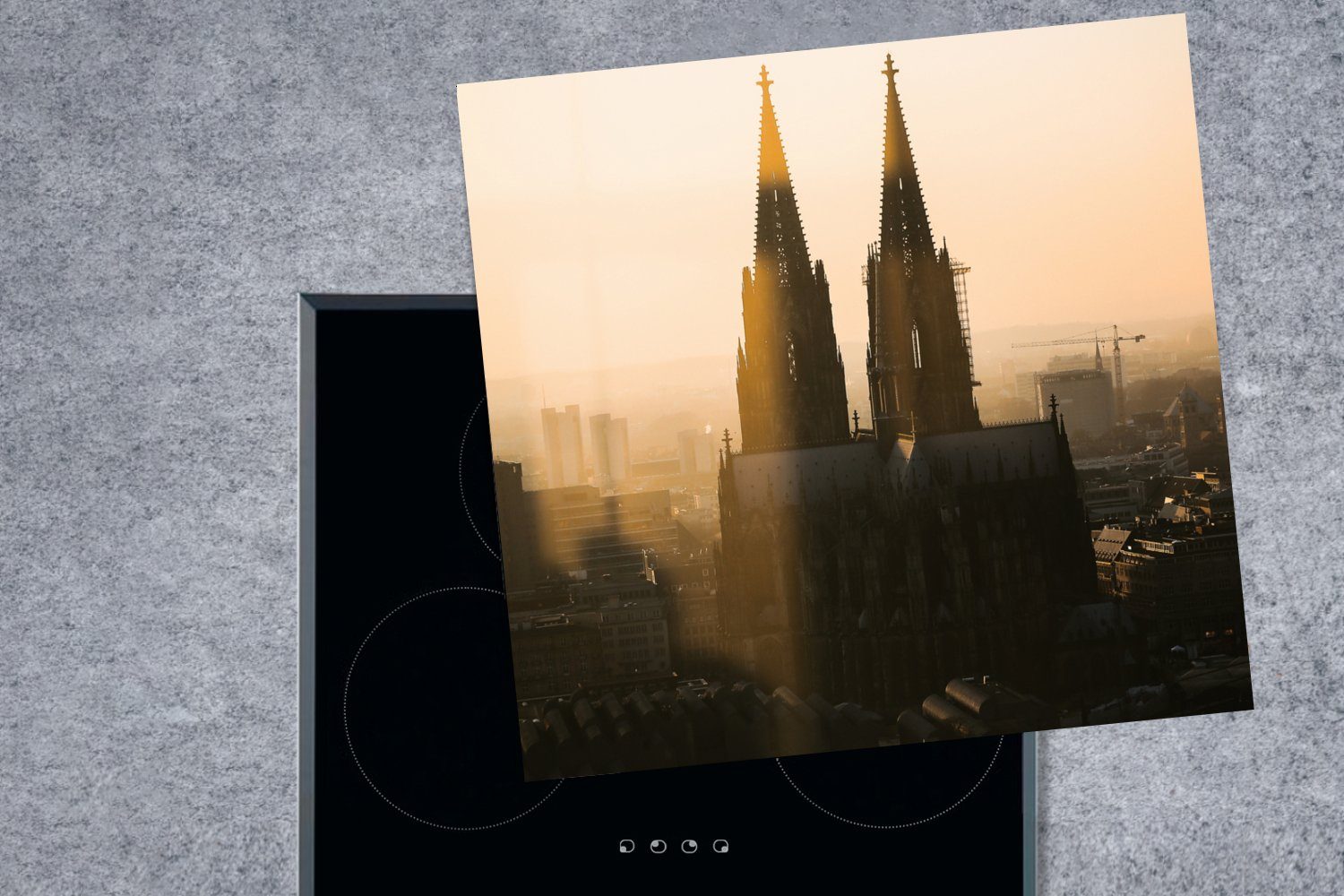 Köln Arbeitsplatte Sonnenuntergang, Vinyl, 78x78 Herdblende-/Abdeckplatte Ceranfeldabdeckung, - cm, küche tlg), Turm MuchoWow für - (1