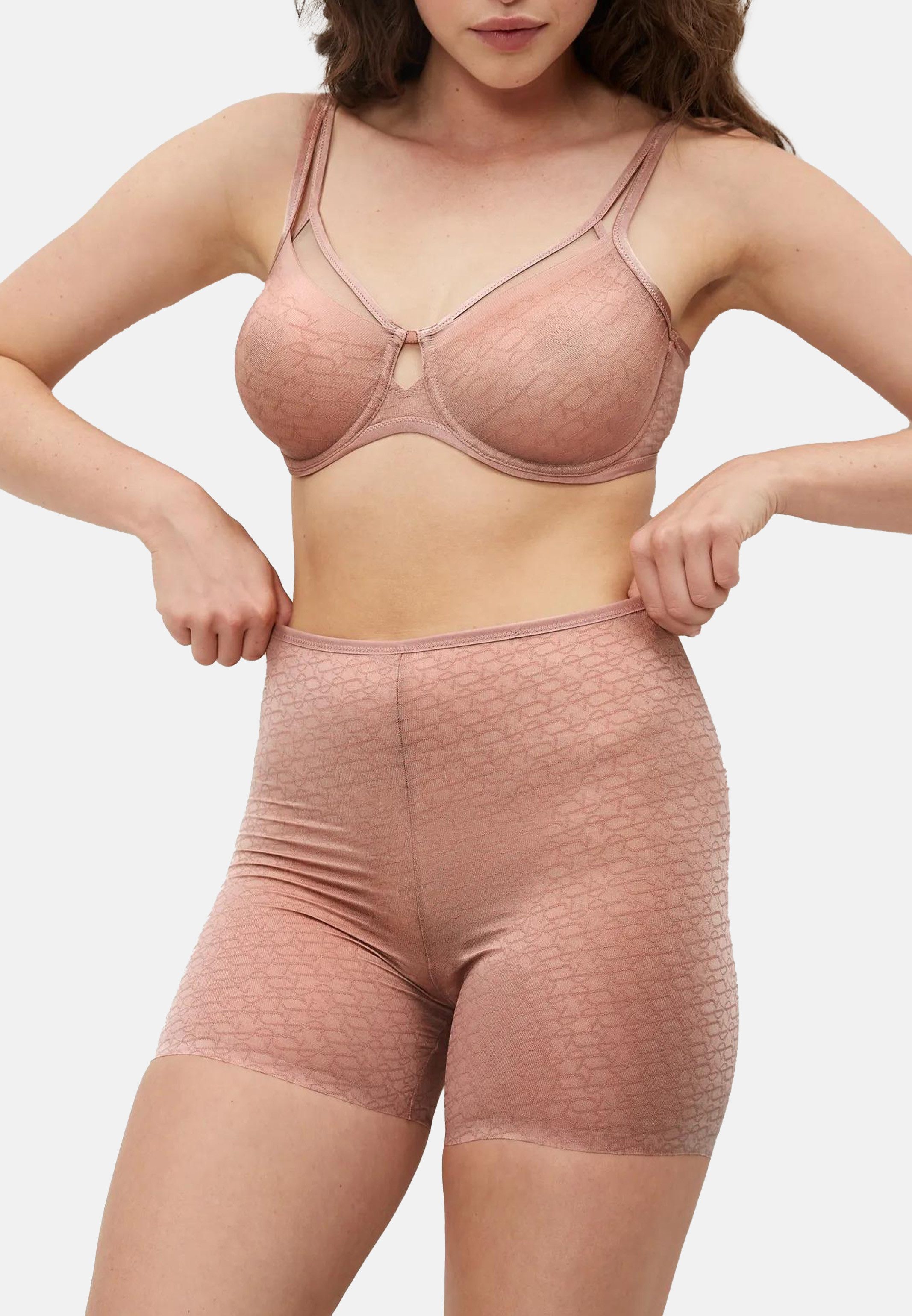 Triumph Minimizer-BH Signature Sheer W01 (1-tlg) Minimizer-BH - Leicht transparent - Sicherer Halt ohne Druck – Bild 5 von 5