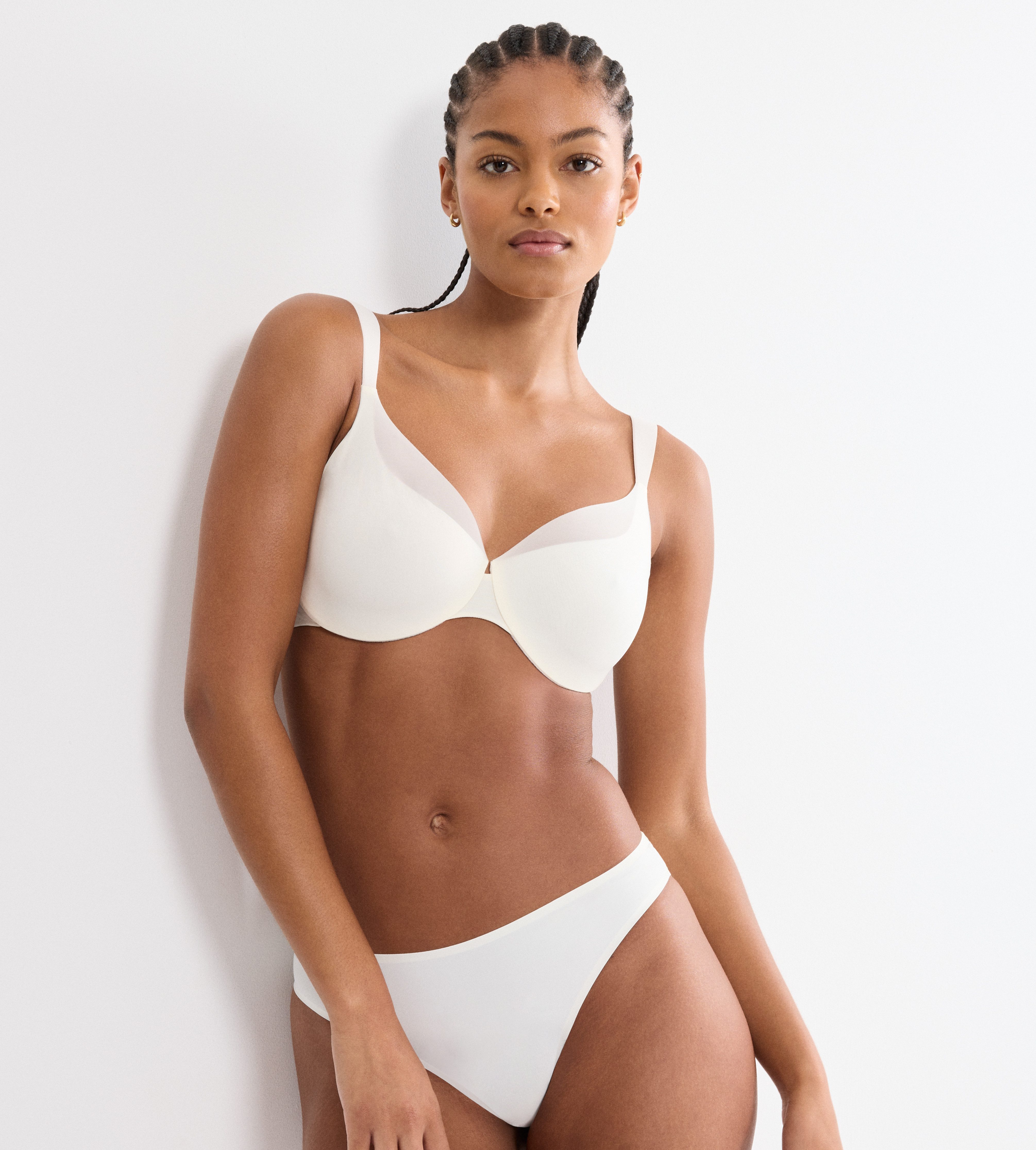Triumph Minimizer-BH Body Make-Up Illusion Curve verkleinert die Brust optisch, breite Träger, formend, weich