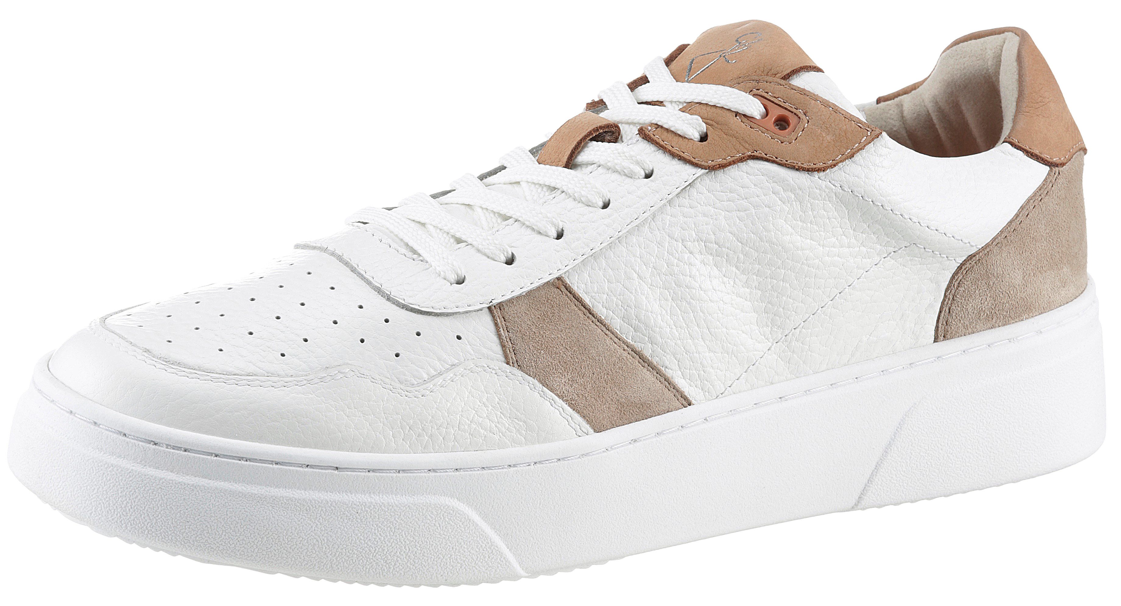 Plateausneaker